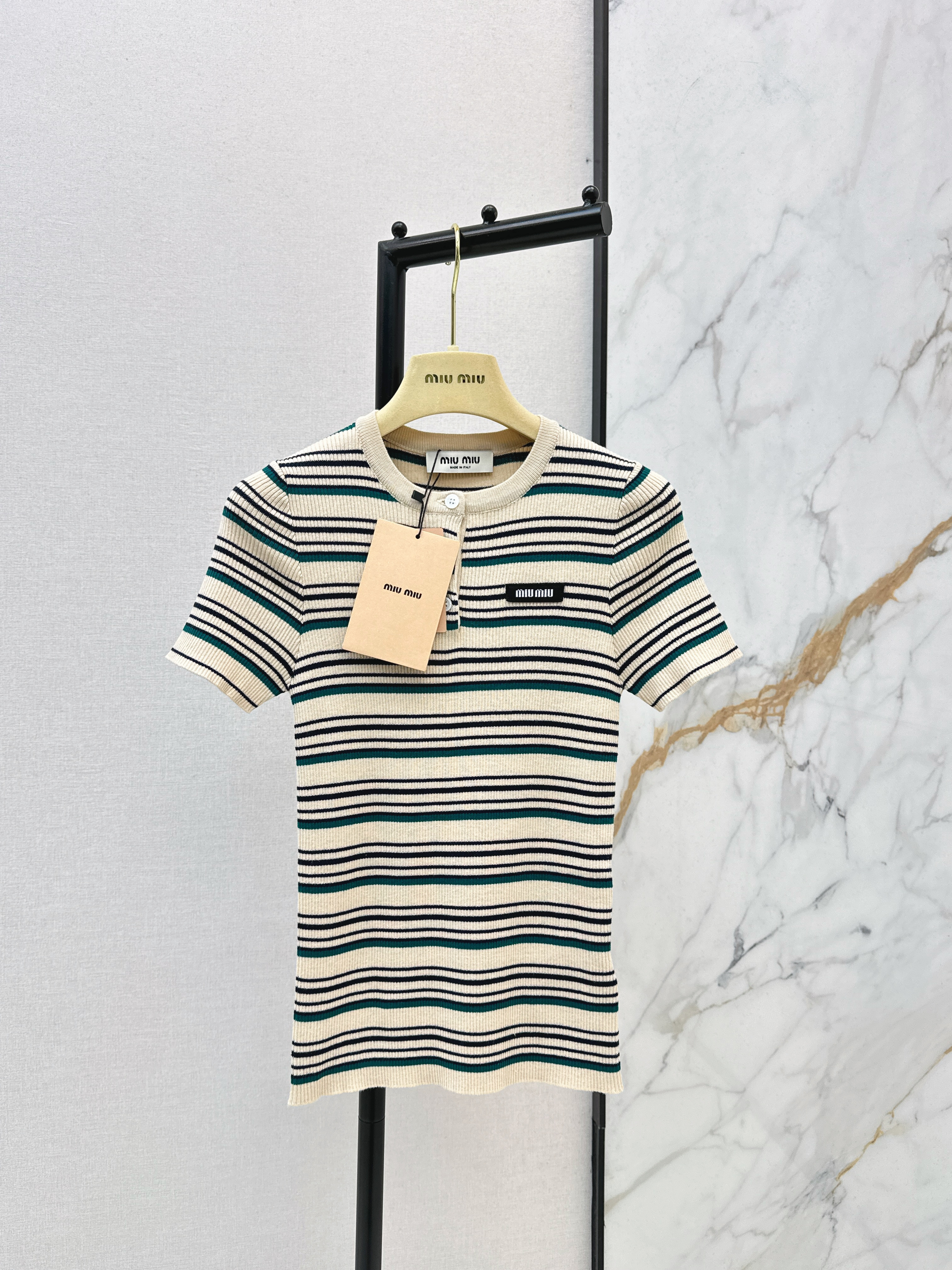 Miu New stripe knitwear