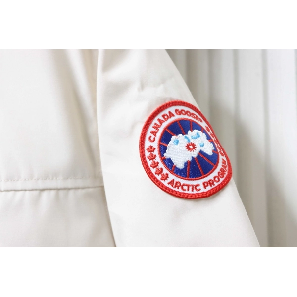 Canada Goose Down Jacket 13 White