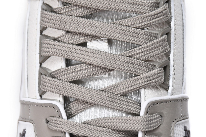 Pkkicks God Batch LOUIS VUITTON Trainer Grey White VL1210