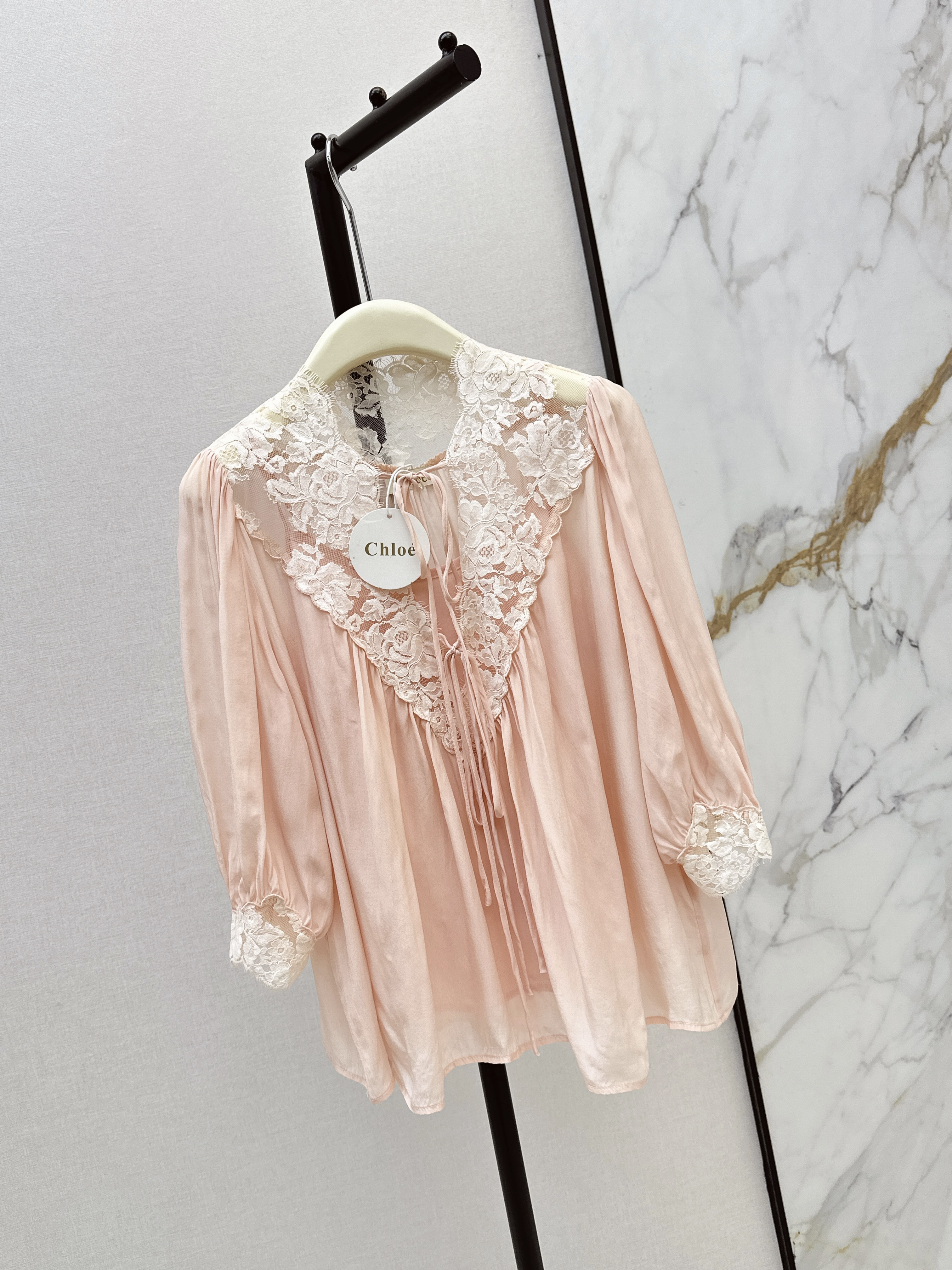Chol New contract lace shirt