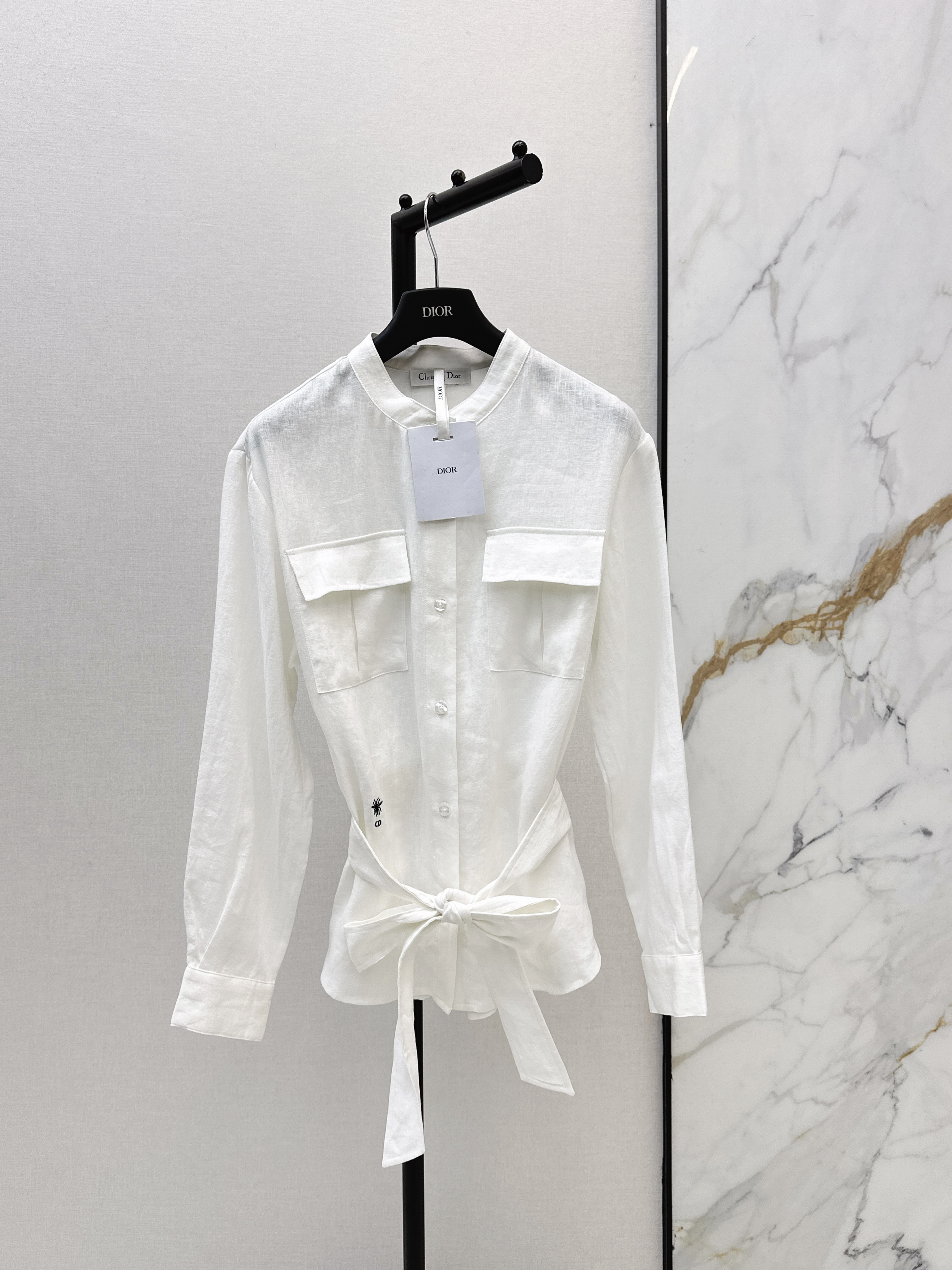 CD New bee embroidery shirt