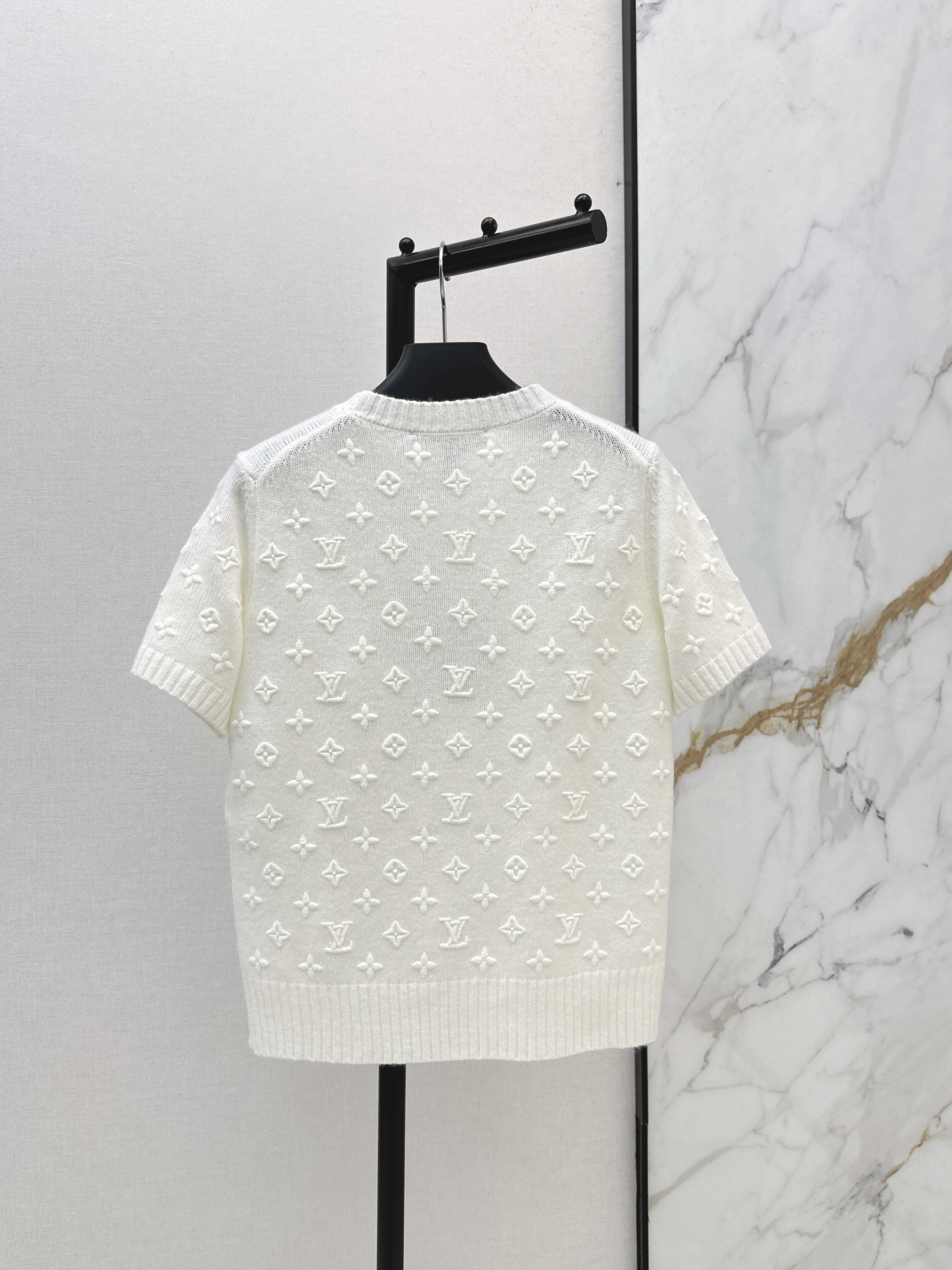 Louis New knit sweater