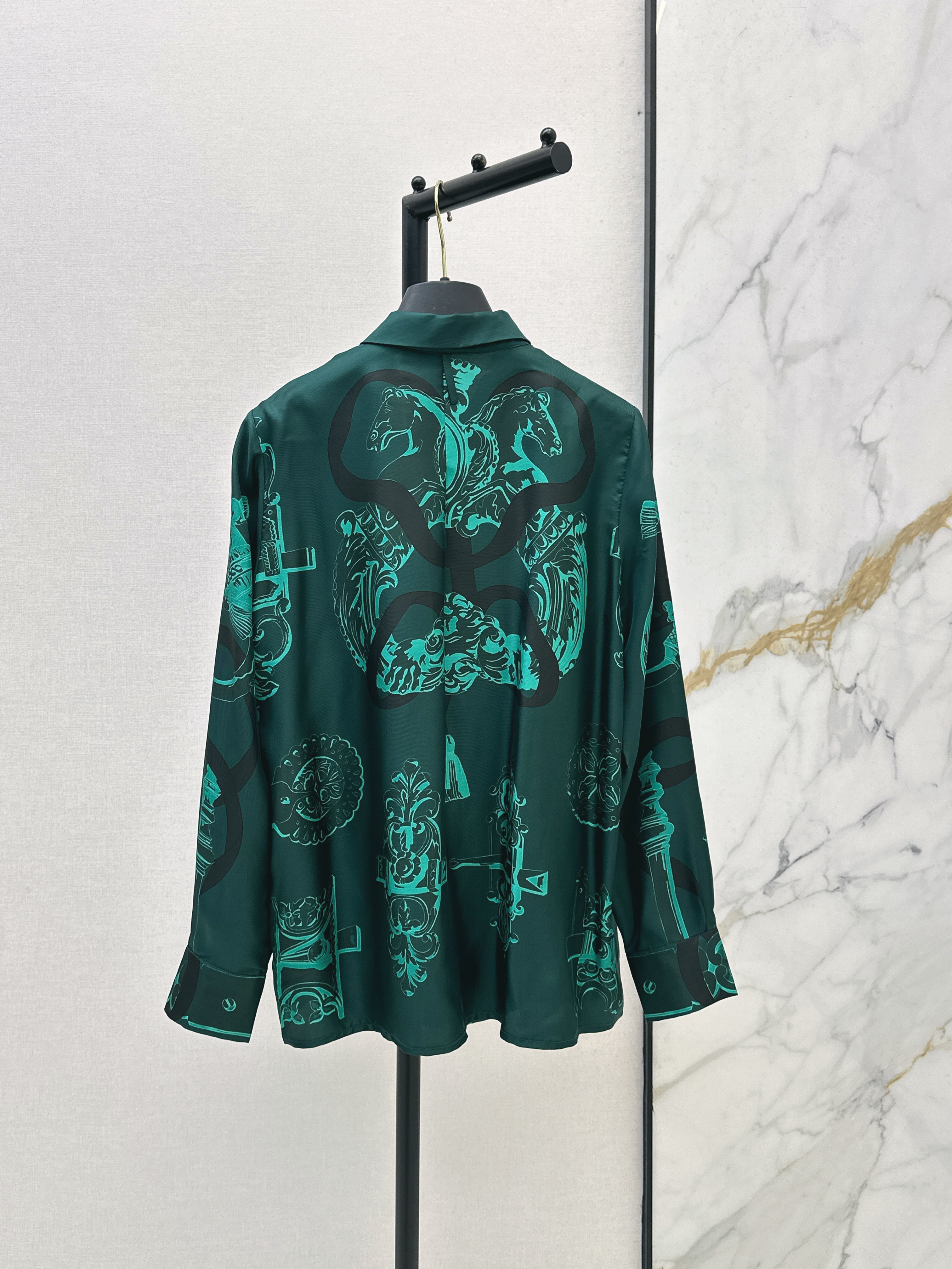 Herm New print silk shirt