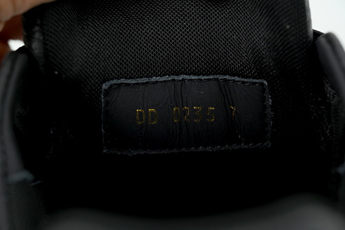 Pkkicks God Batch Louis Vuitton Sneakers Black rivets (NFC)