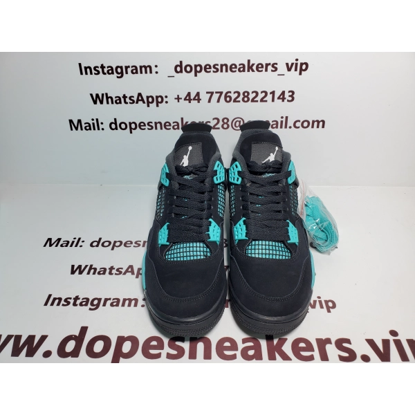 Air Jordan 4 Retro