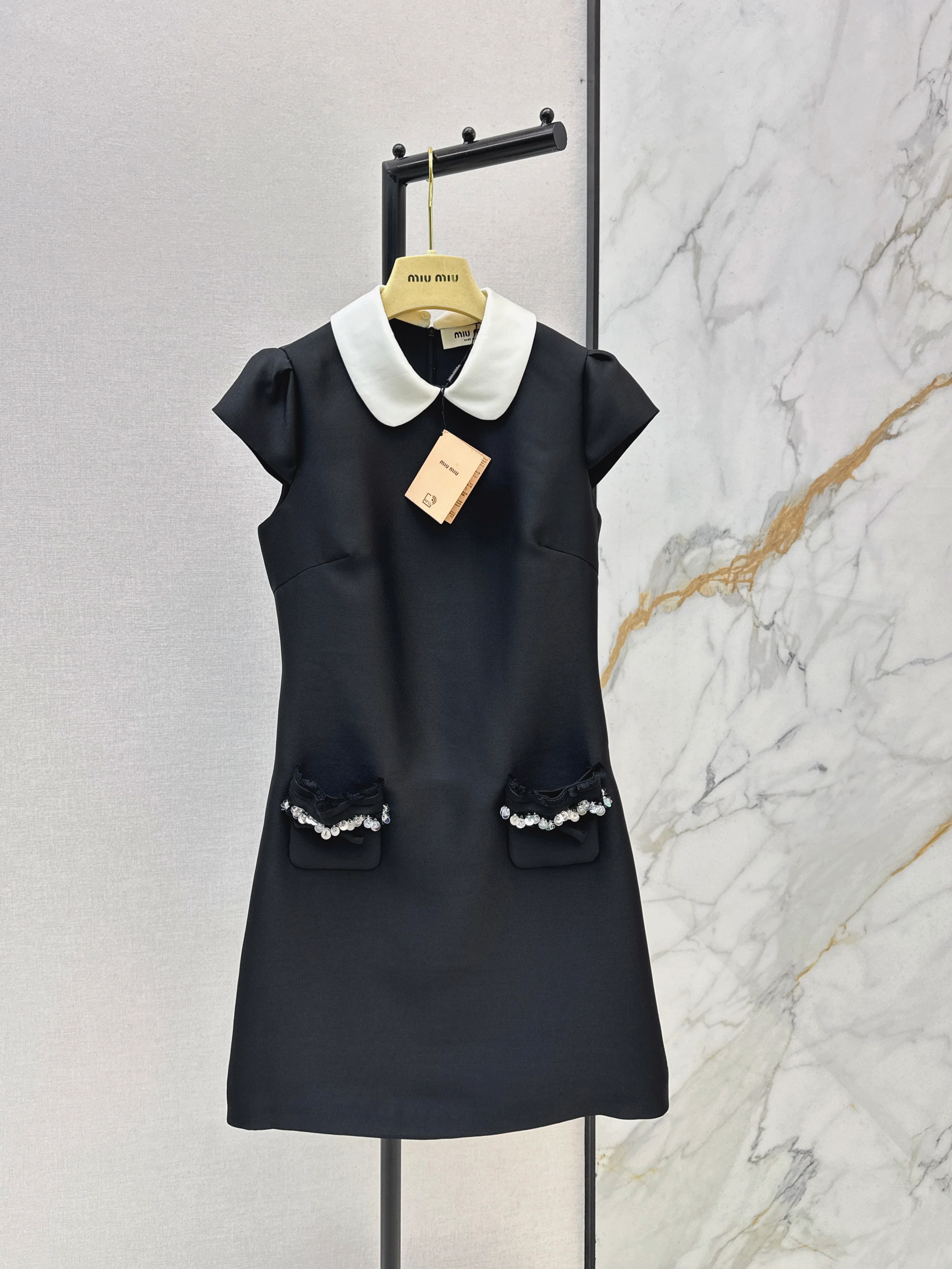Miu NEW puff sleeve dress