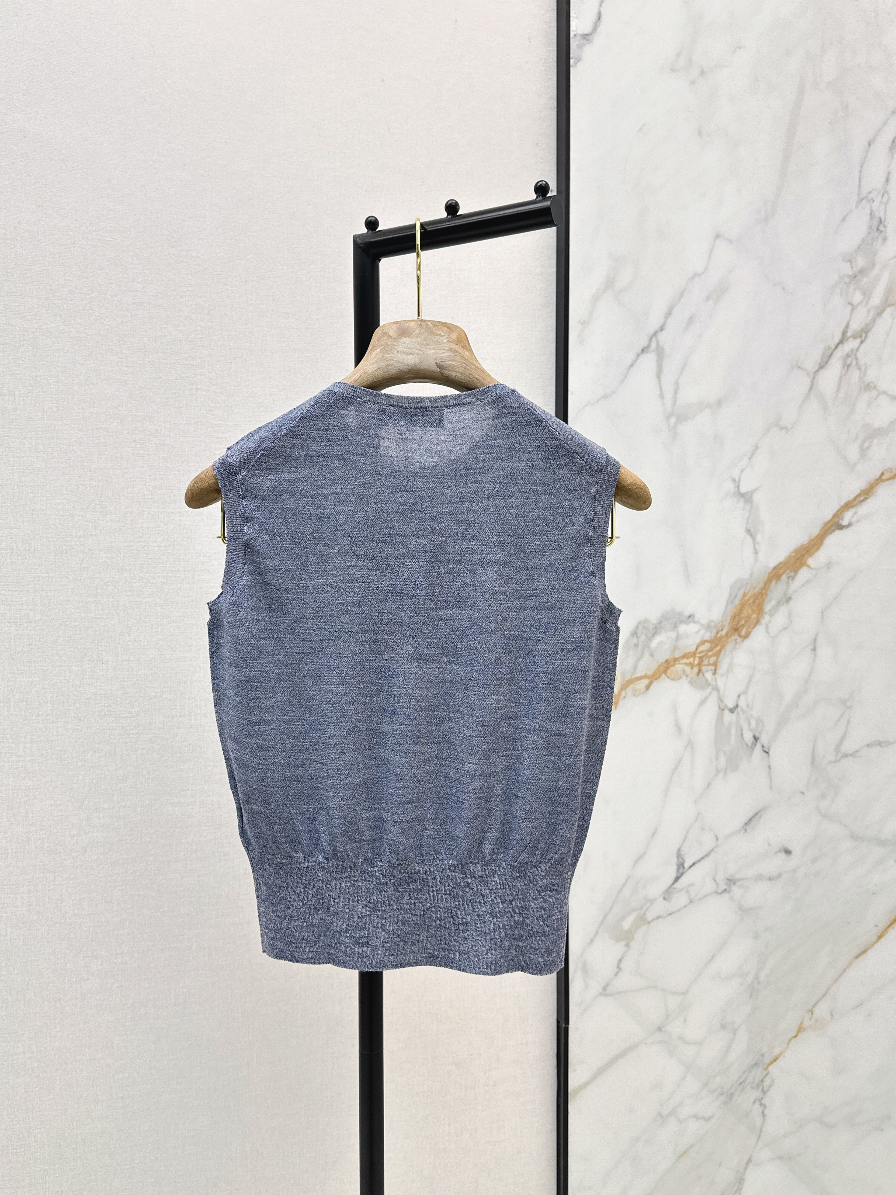 Loro New Floral Yarn Vest