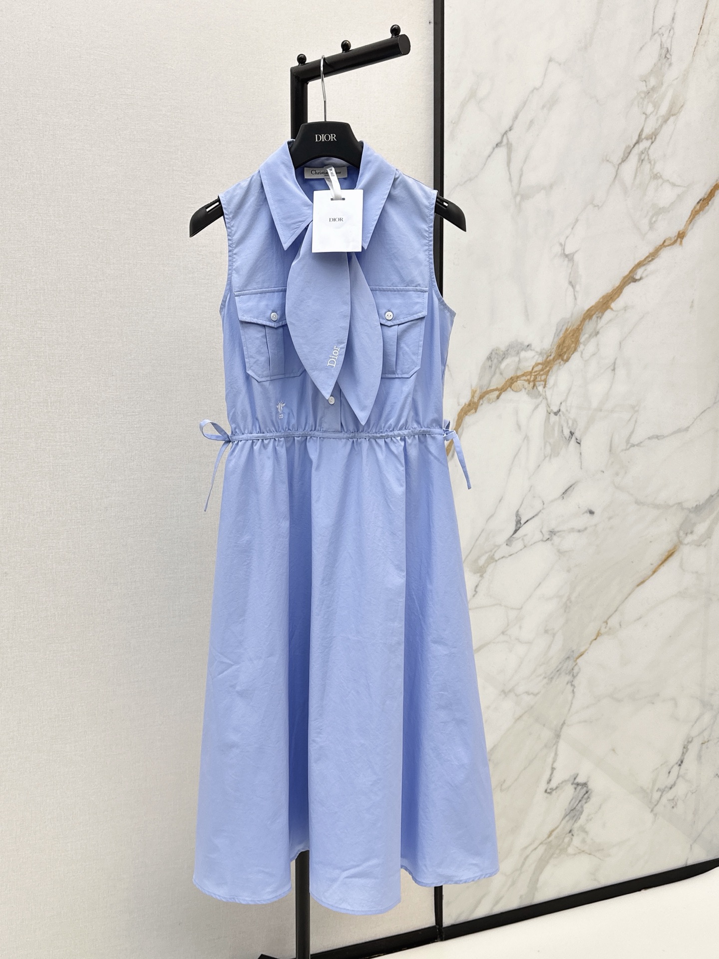CD New Sleeveless dress with flowing ribbons