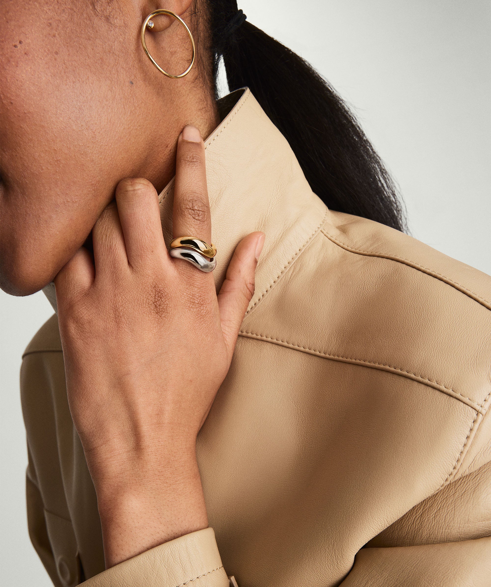Dôme Figure Ring