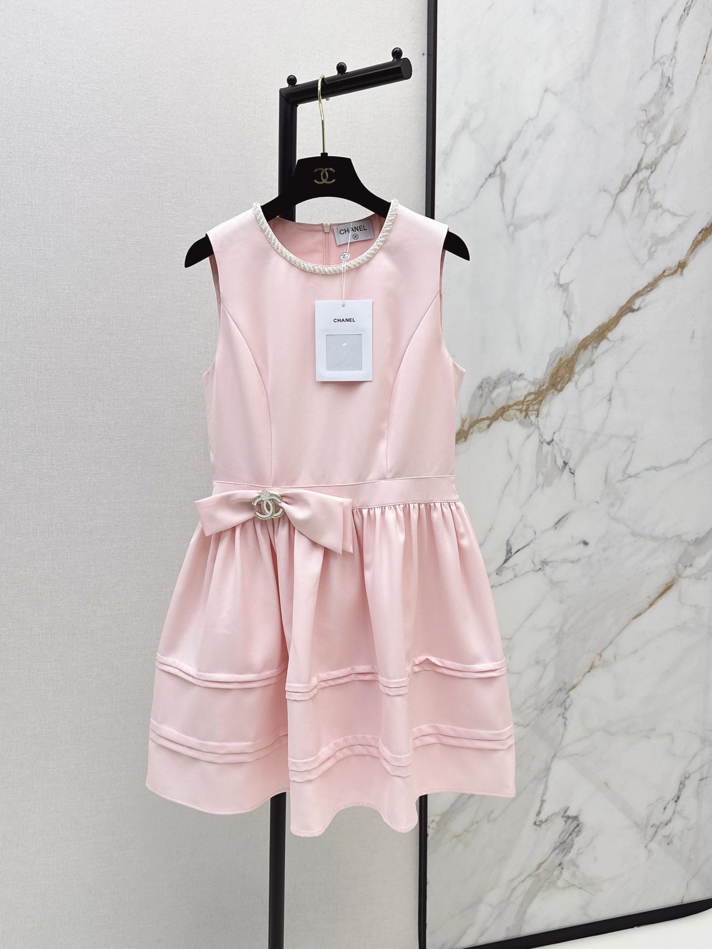 Chan New Sleeveless dress