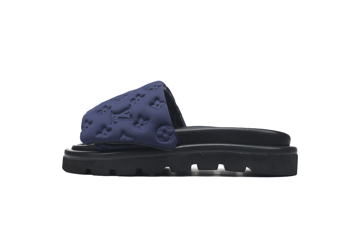 Pkkicks God Batch LOUIS VUITTON Pool Pillow Comfort XM Dark Blue