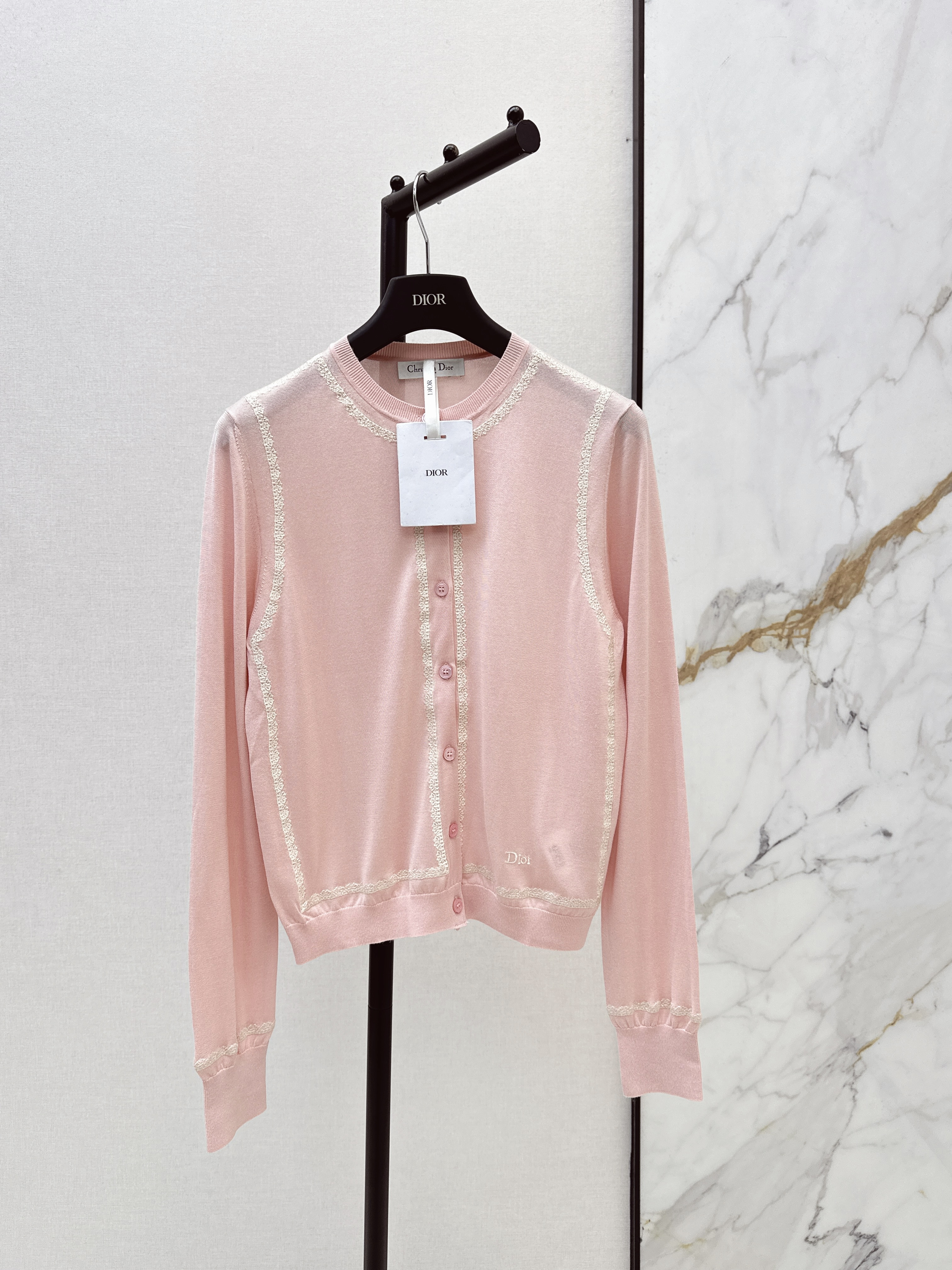 CD New embroidered cardigan