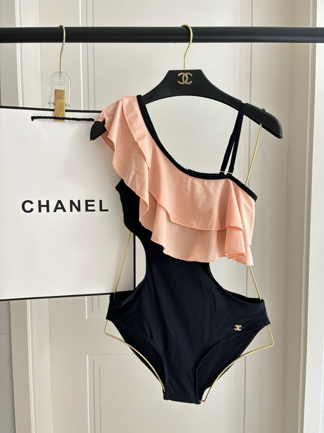 Chan New swinsuit