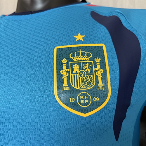 Player version 2026 Spain Training Jersey