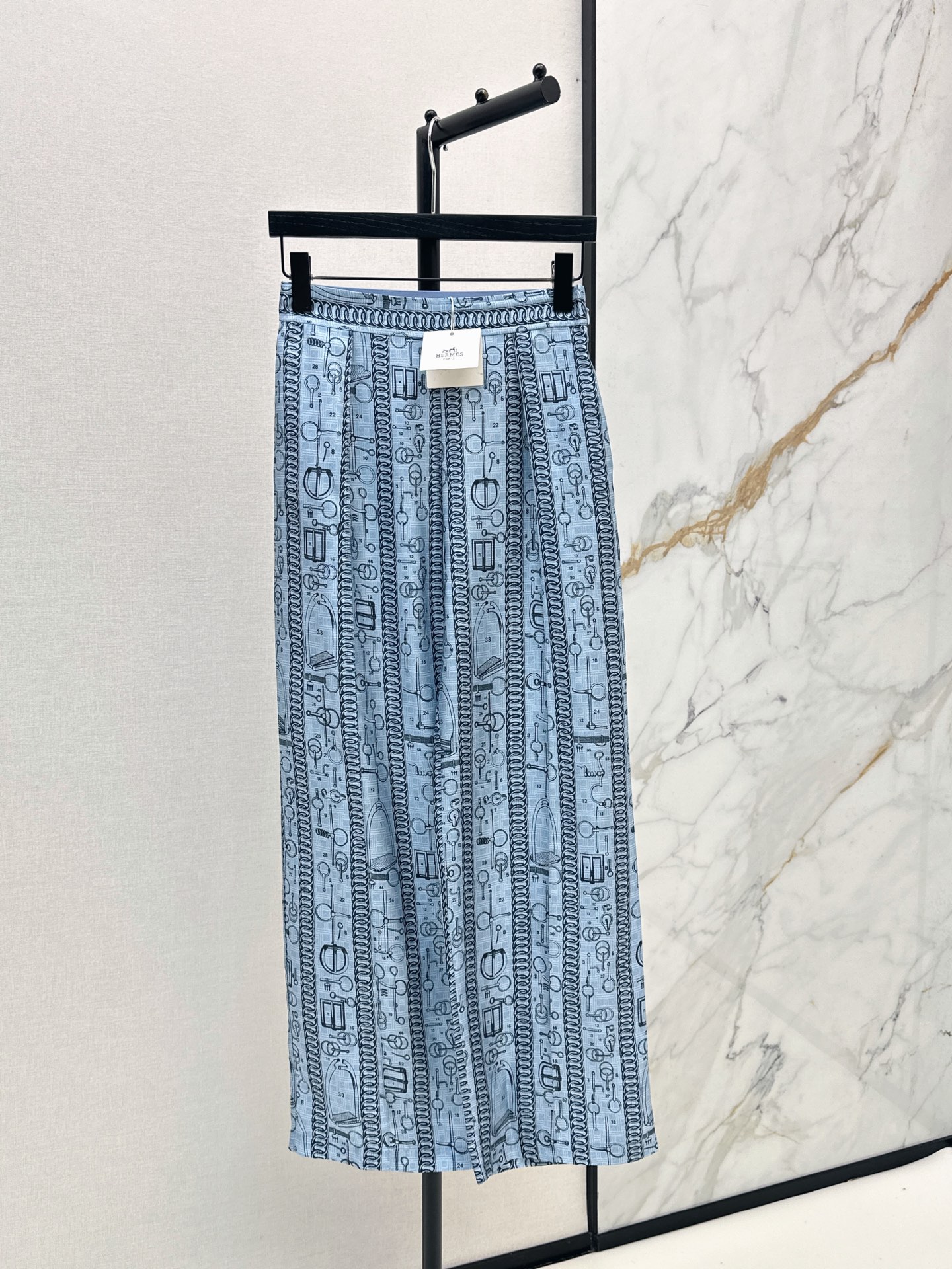Herm New Printed silk pants