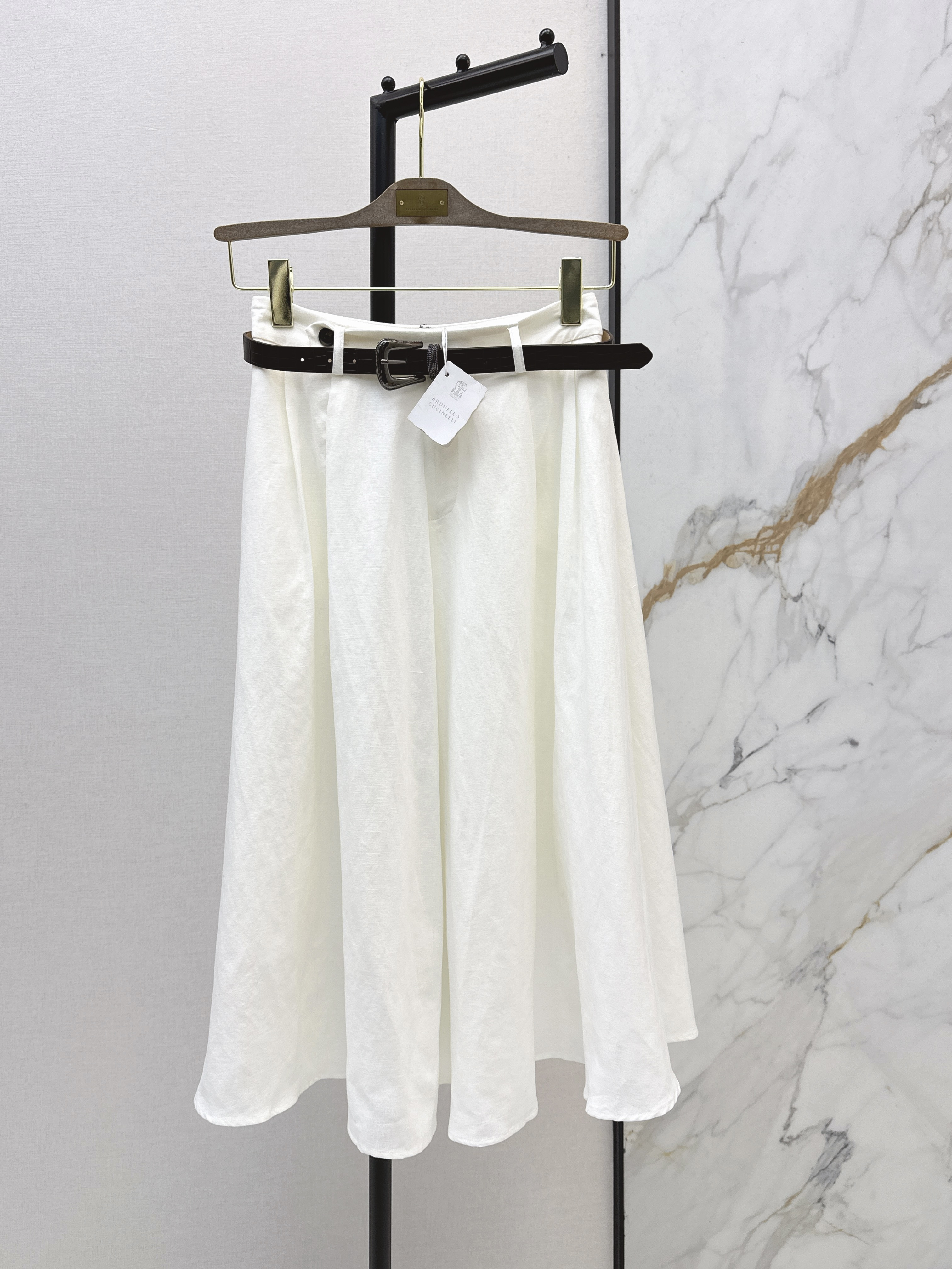 Brun New pleated skirt