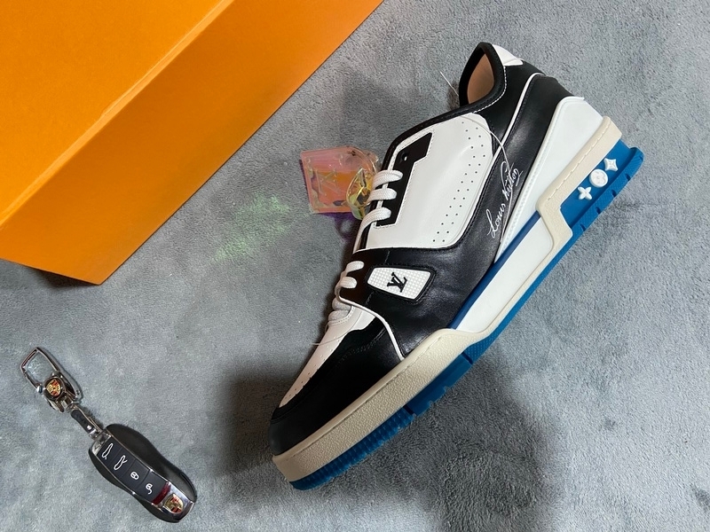 Pkkicks God Batch LOUIS VUITTON Trainer Black Blue GO1220