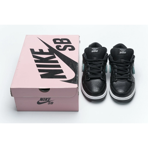 Nike SB Dunk Low Pro OG QS “Black Diamond”  BV1310-001