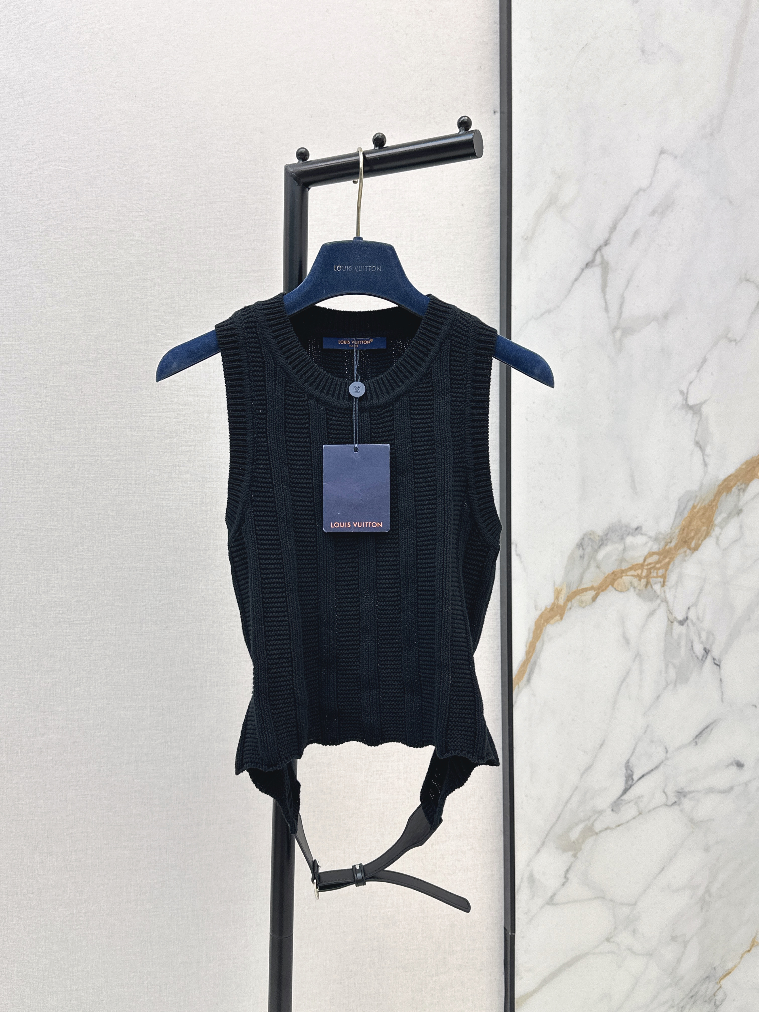 Louis New knit vest