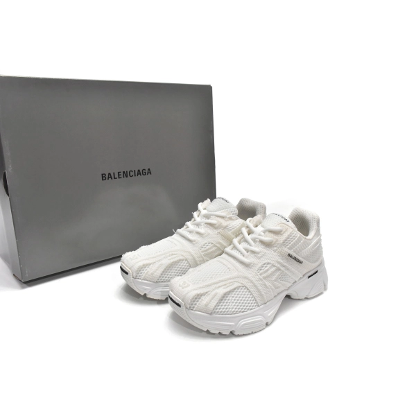 Balenciaga Phantom Sneaker White 679339 W2E92 9000