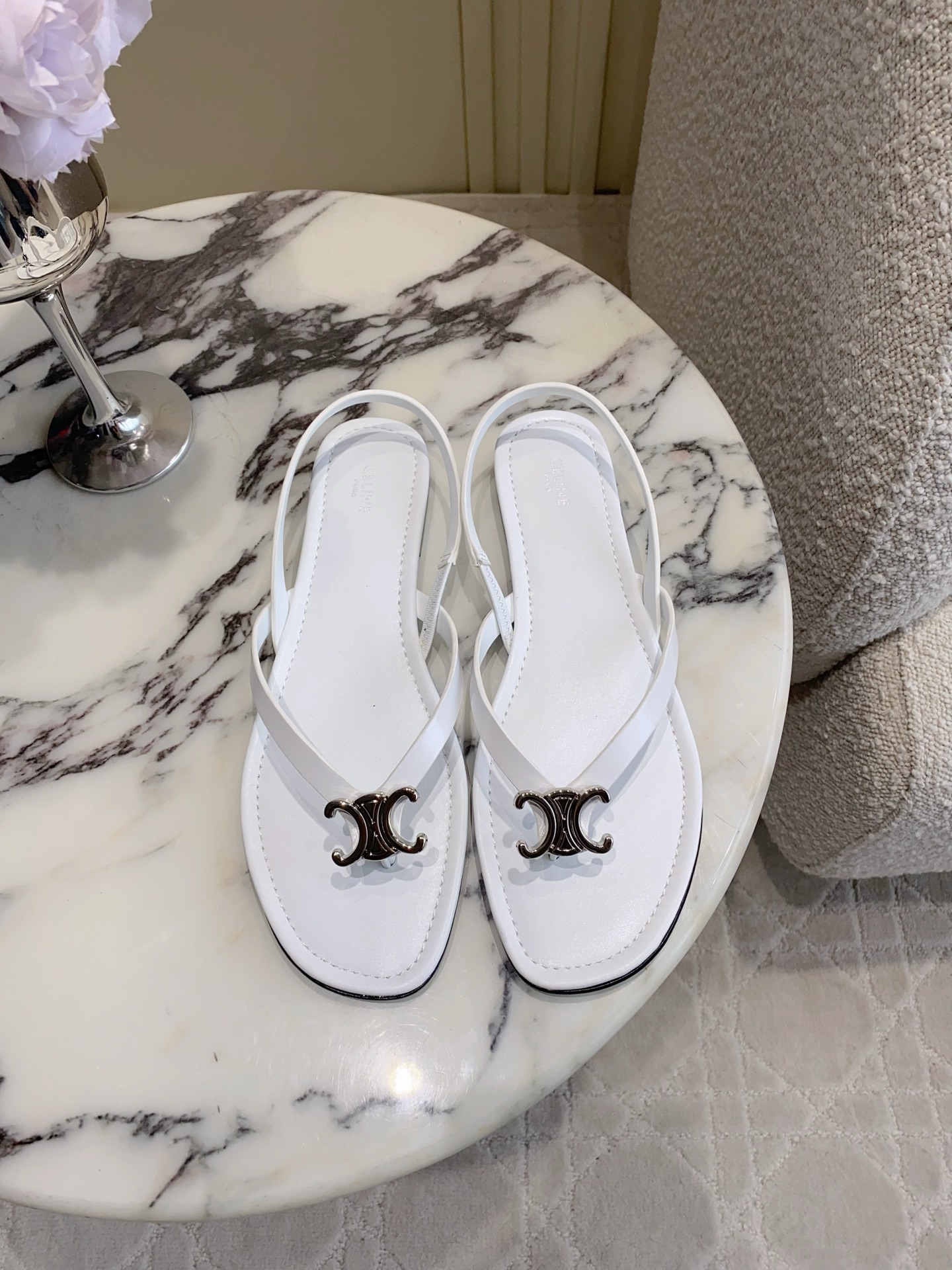 Chan NEW Flat thong sandals