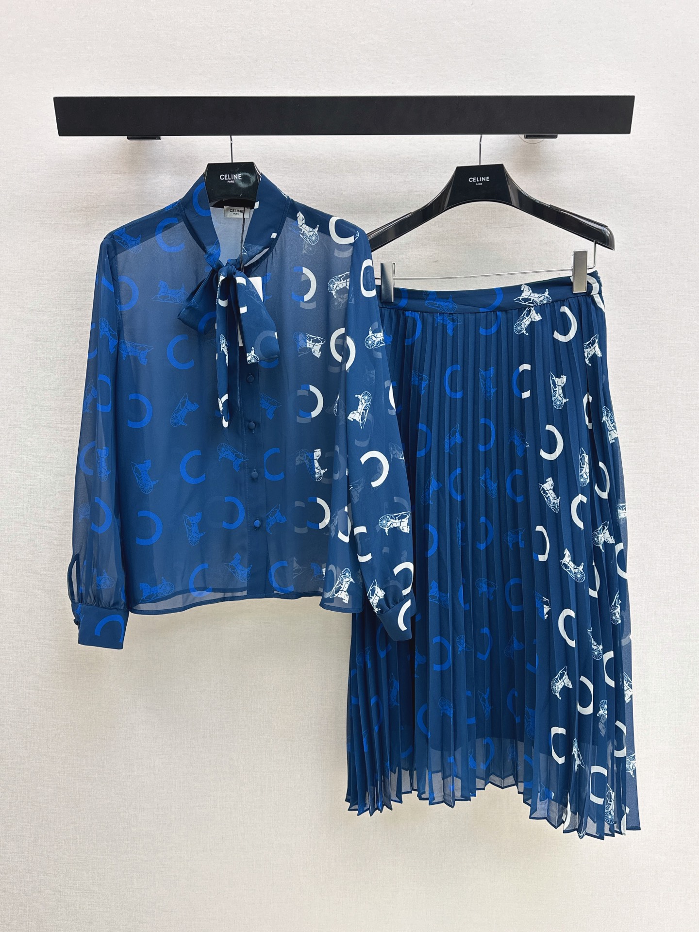 Celi New Printed Suit