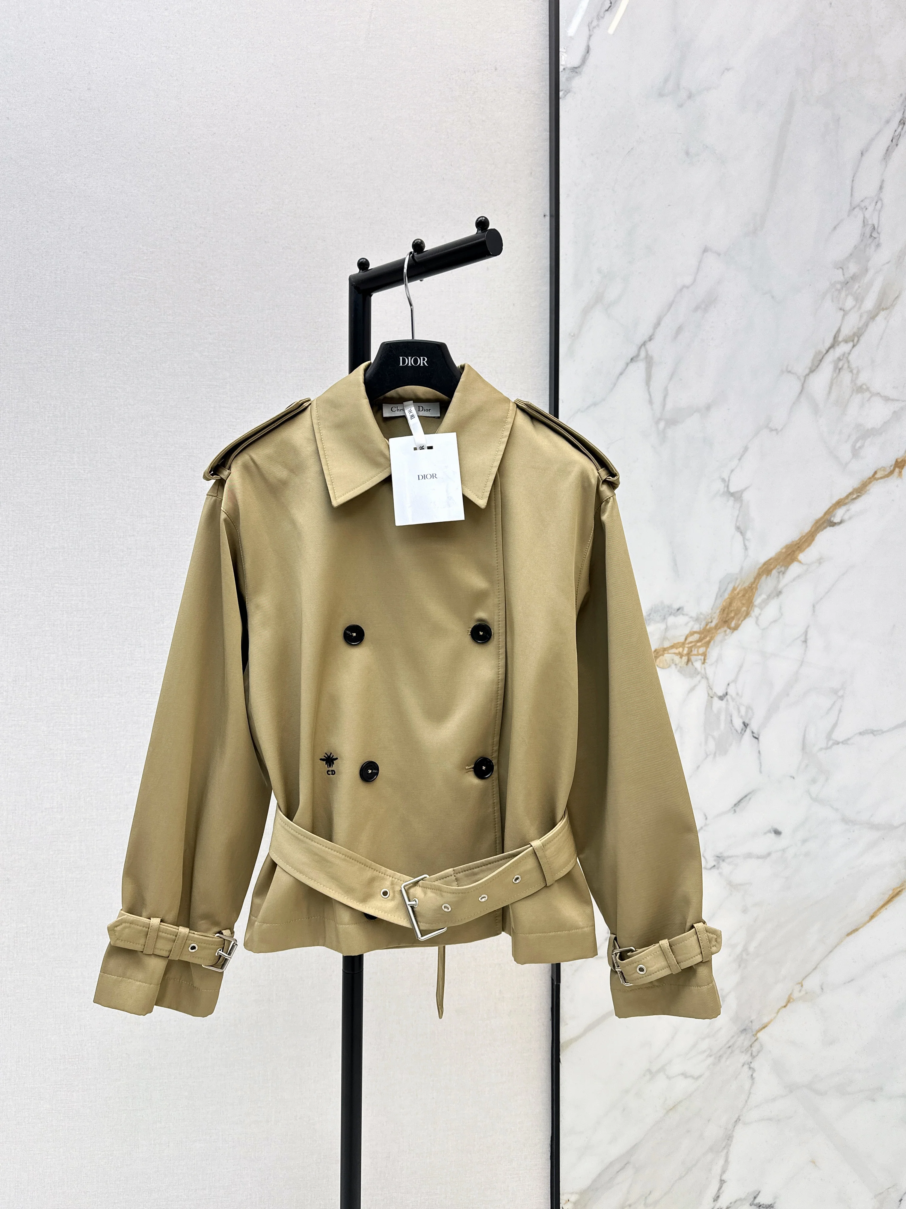 CD NEW embroidered short trench coat