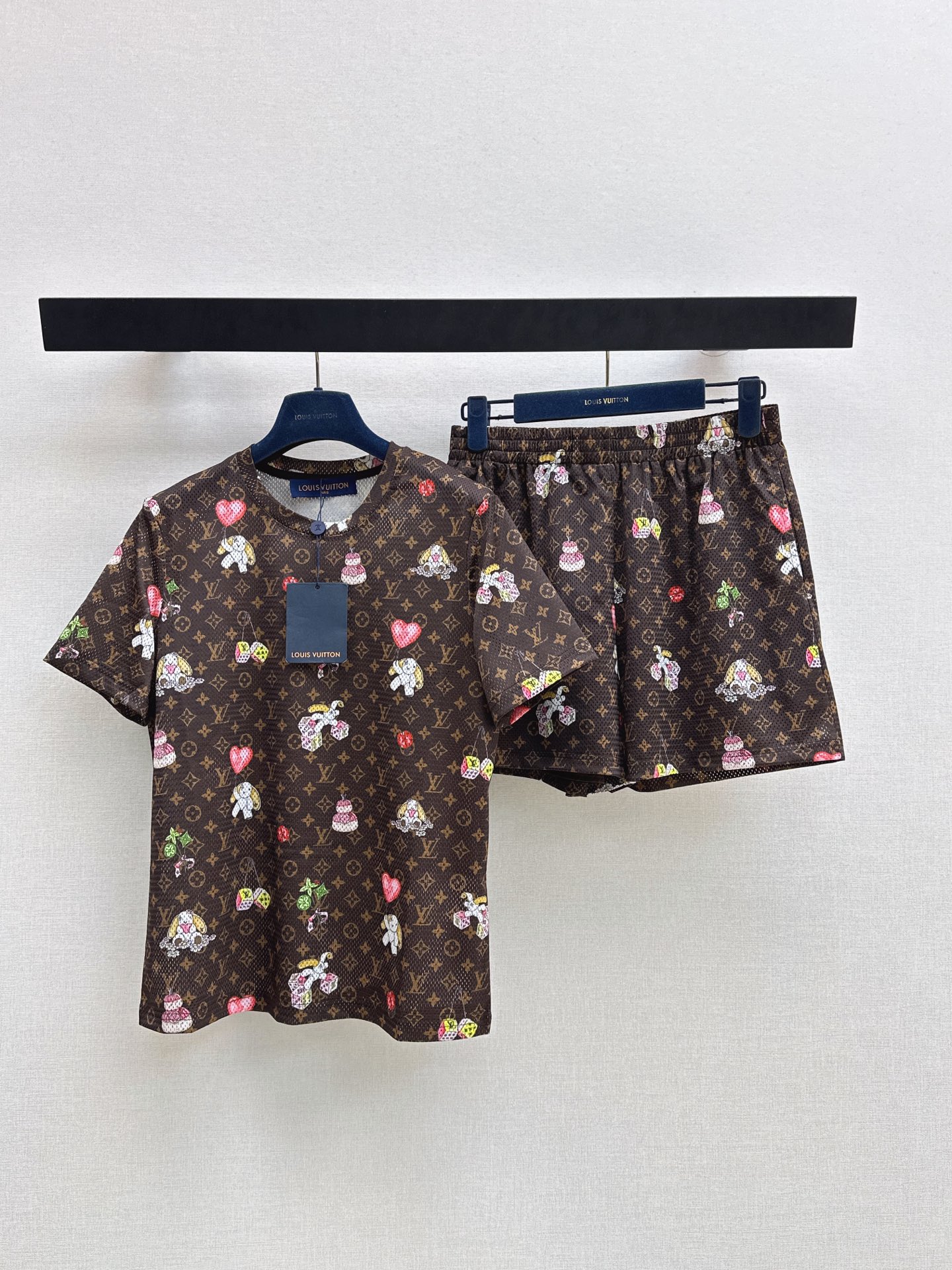 Louis New printed set