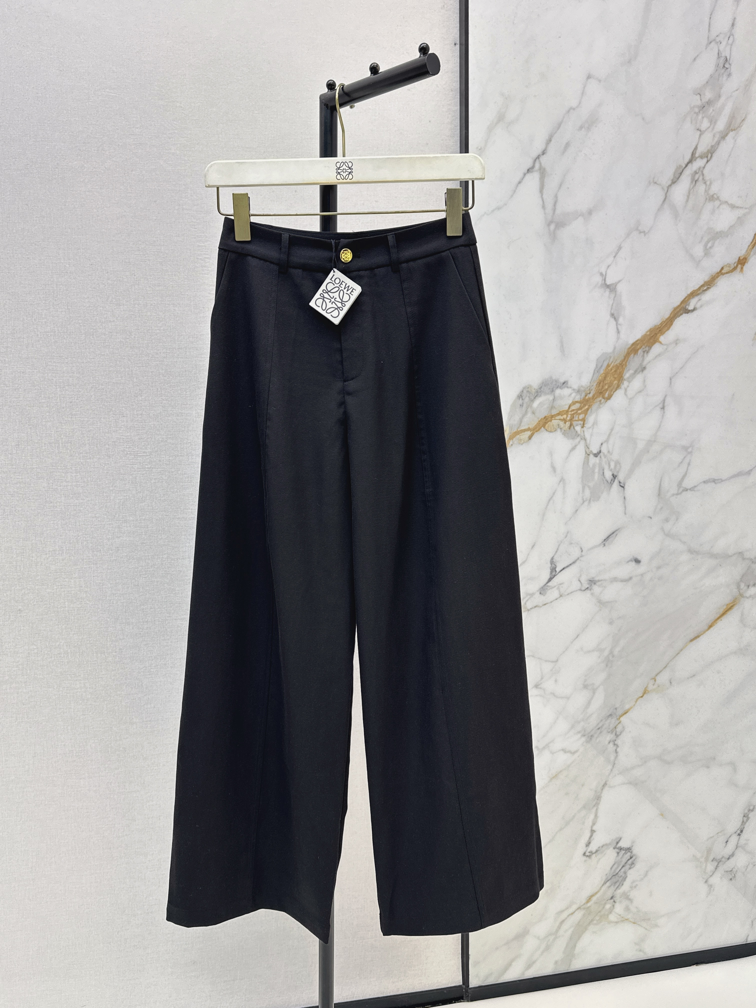 Loe New straight pants