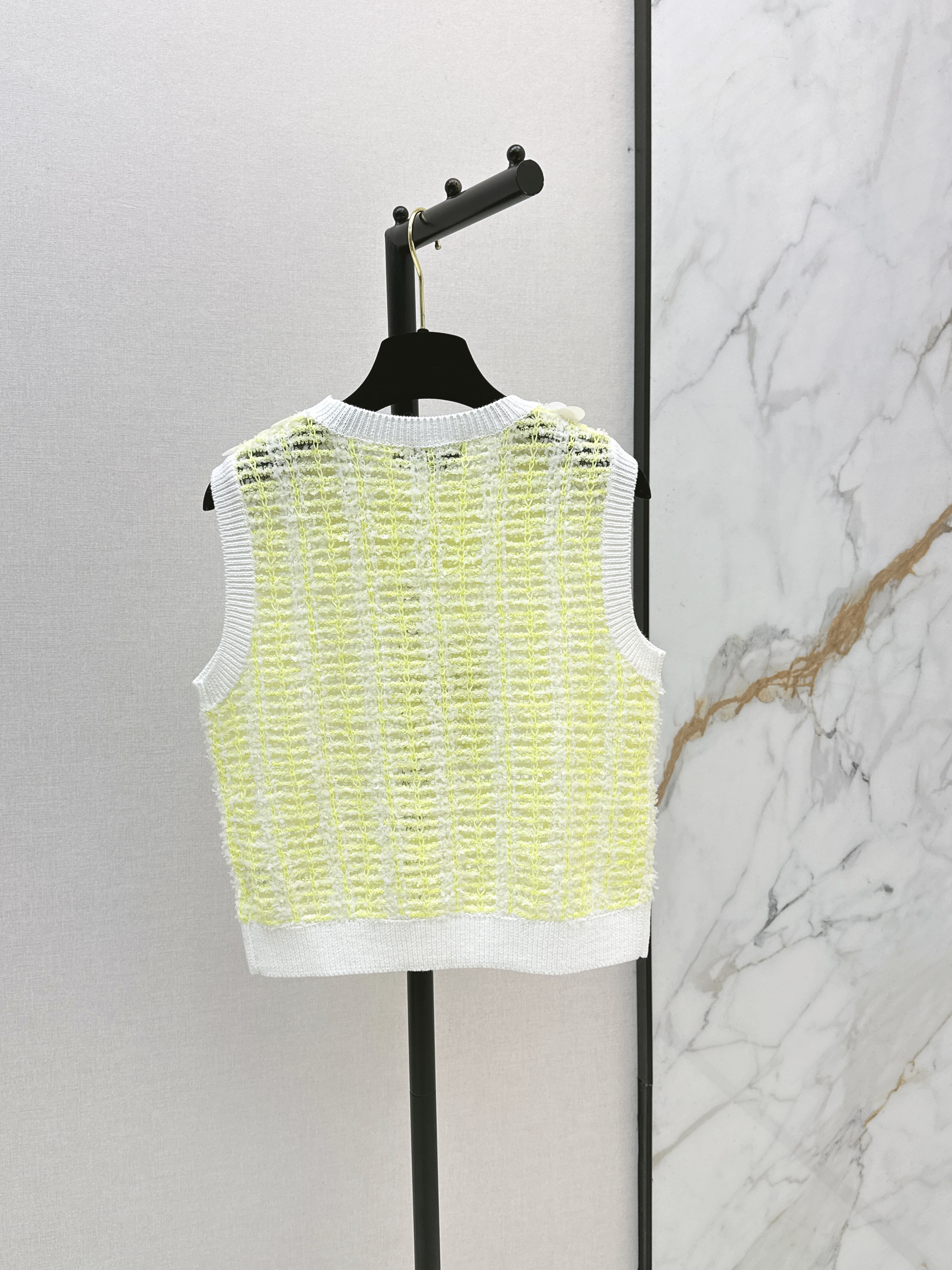 Chan New Knitted vest
