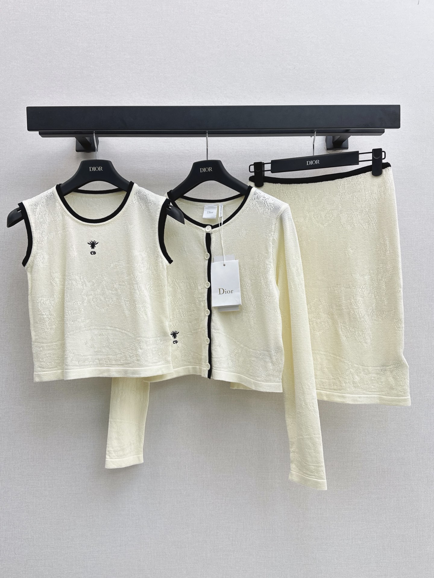 CD New Jacquard Embroidered Knit Three-Piece Set