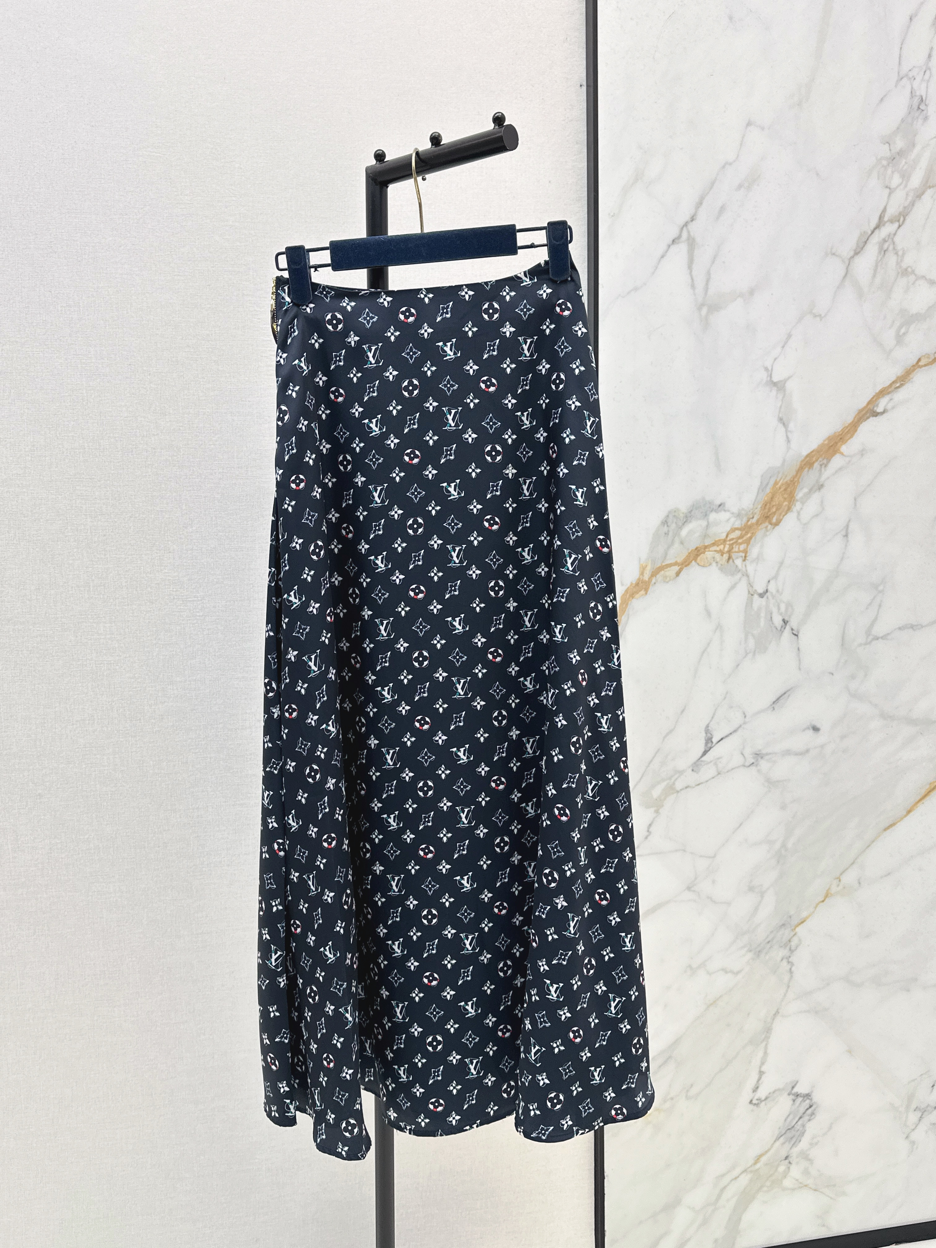 Louis New print skirt