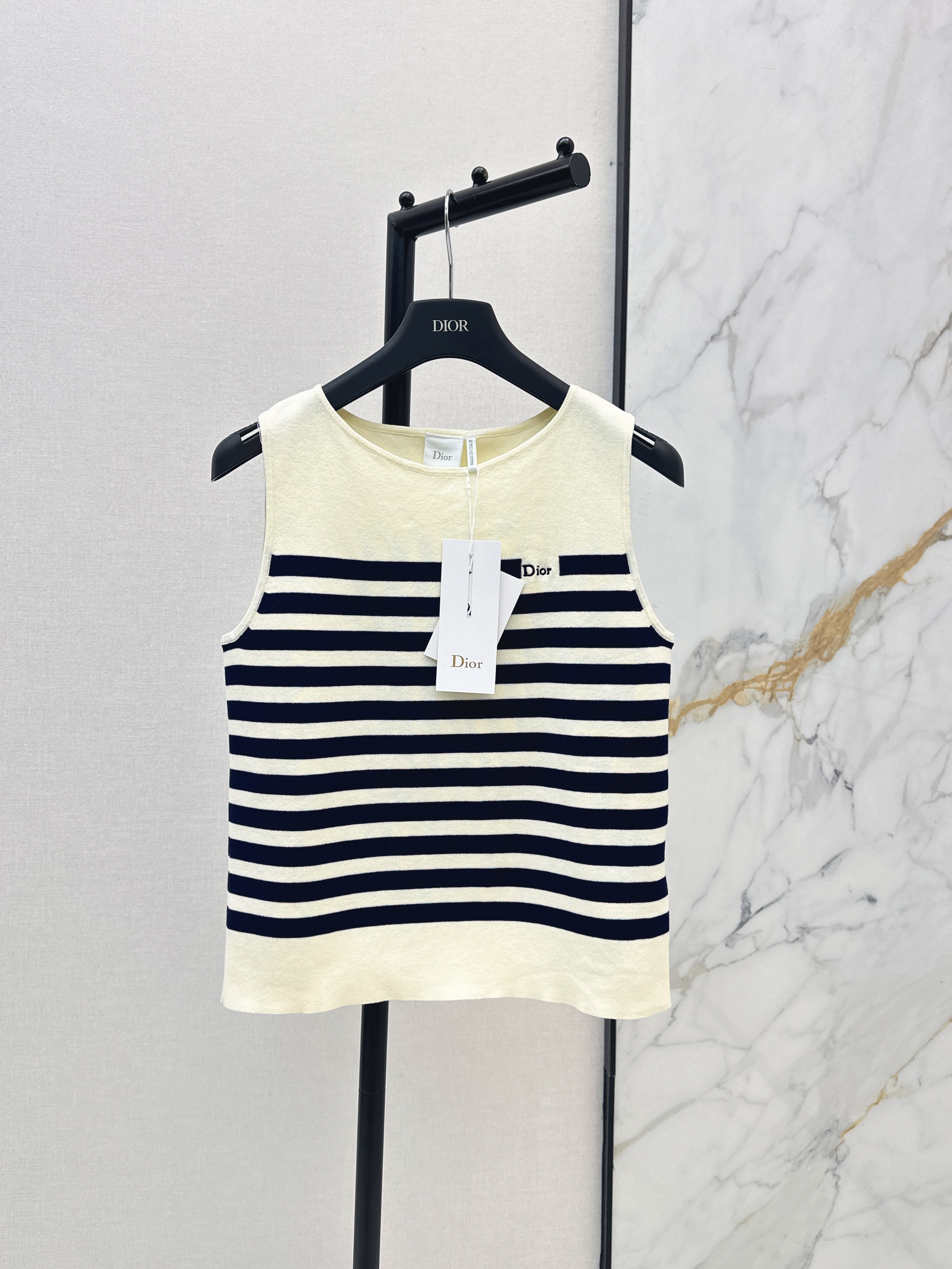 CD New striped knitted vest