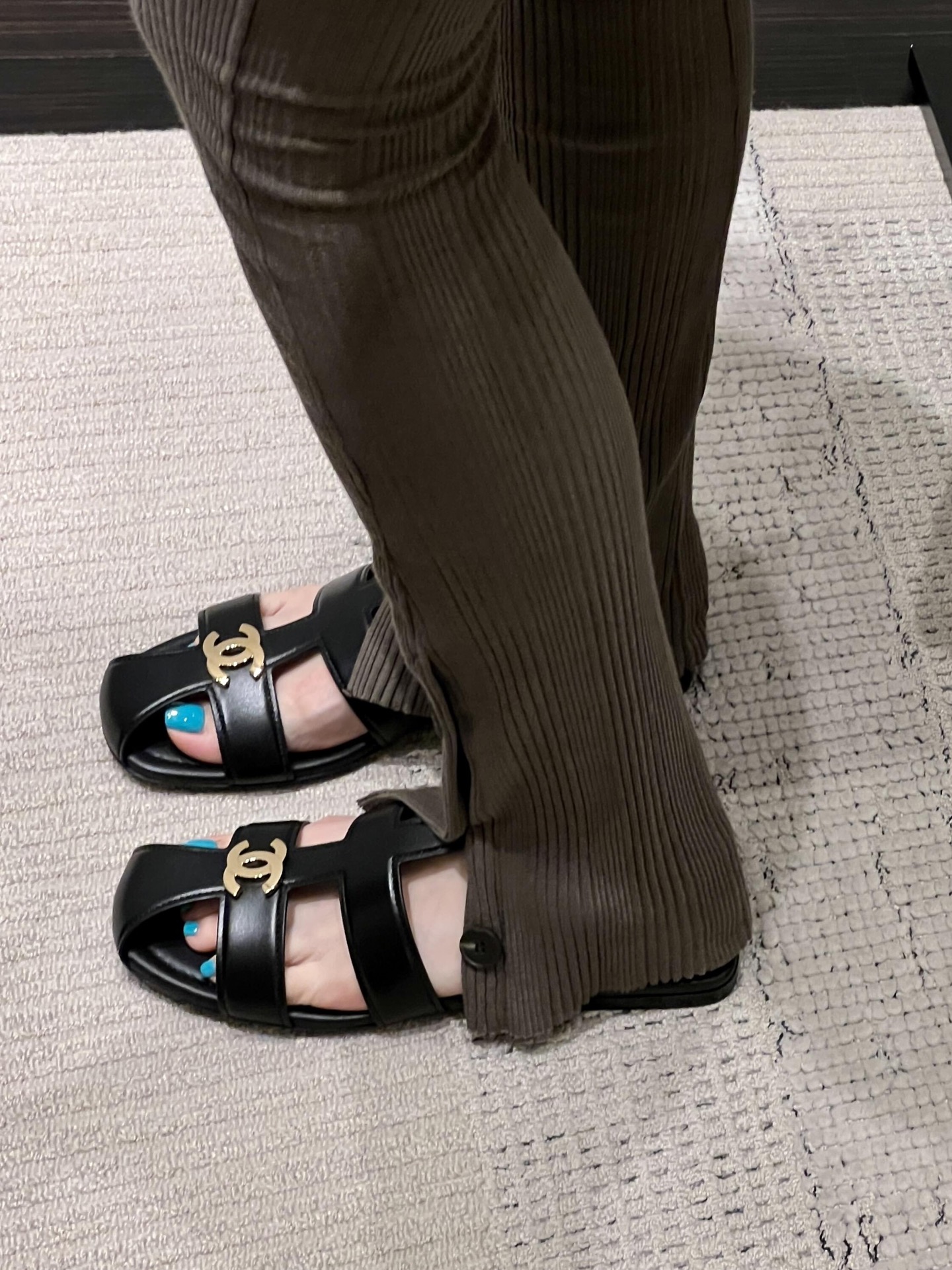 Chan New Roman sandals