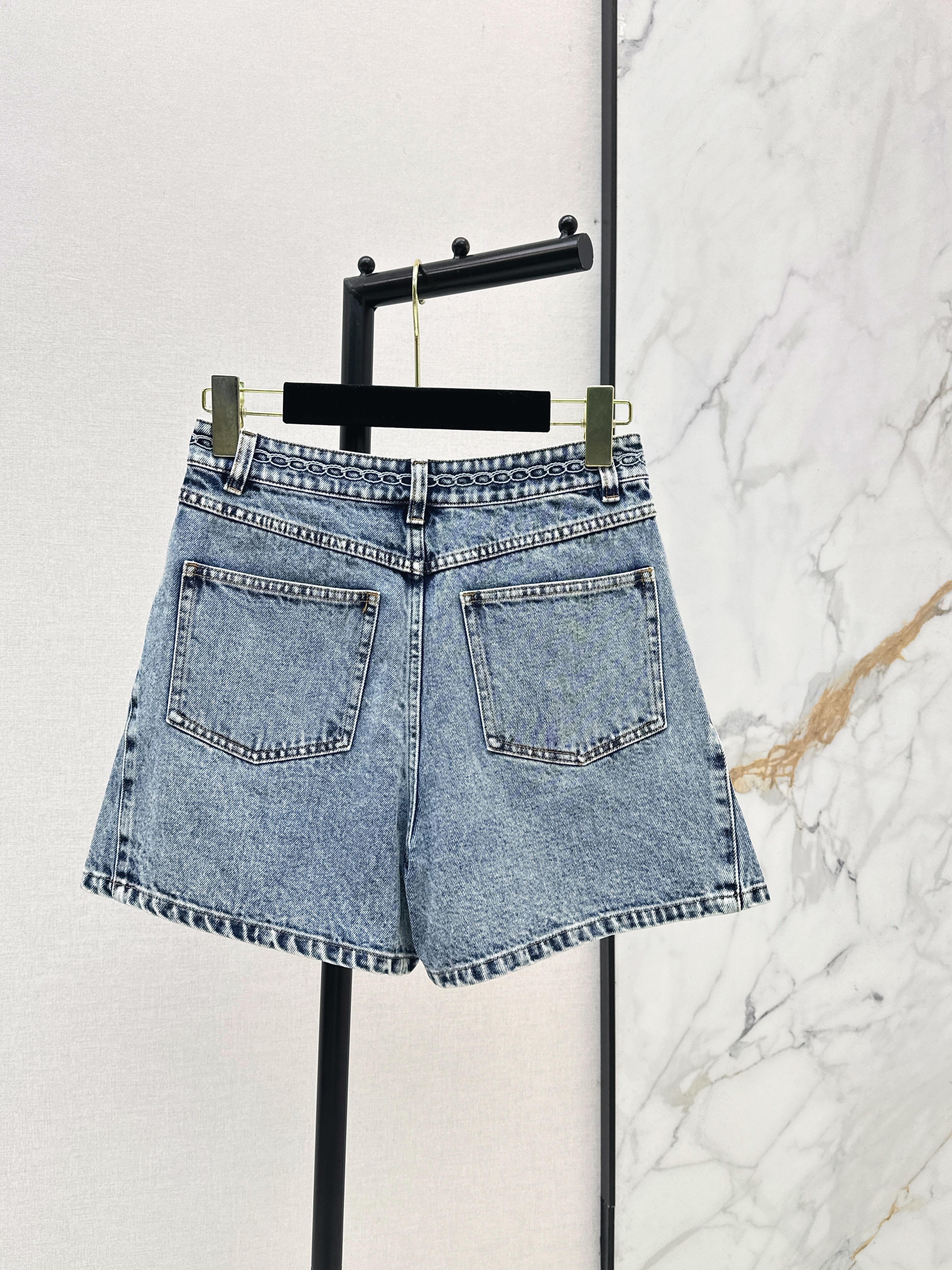 Chan New denim short
