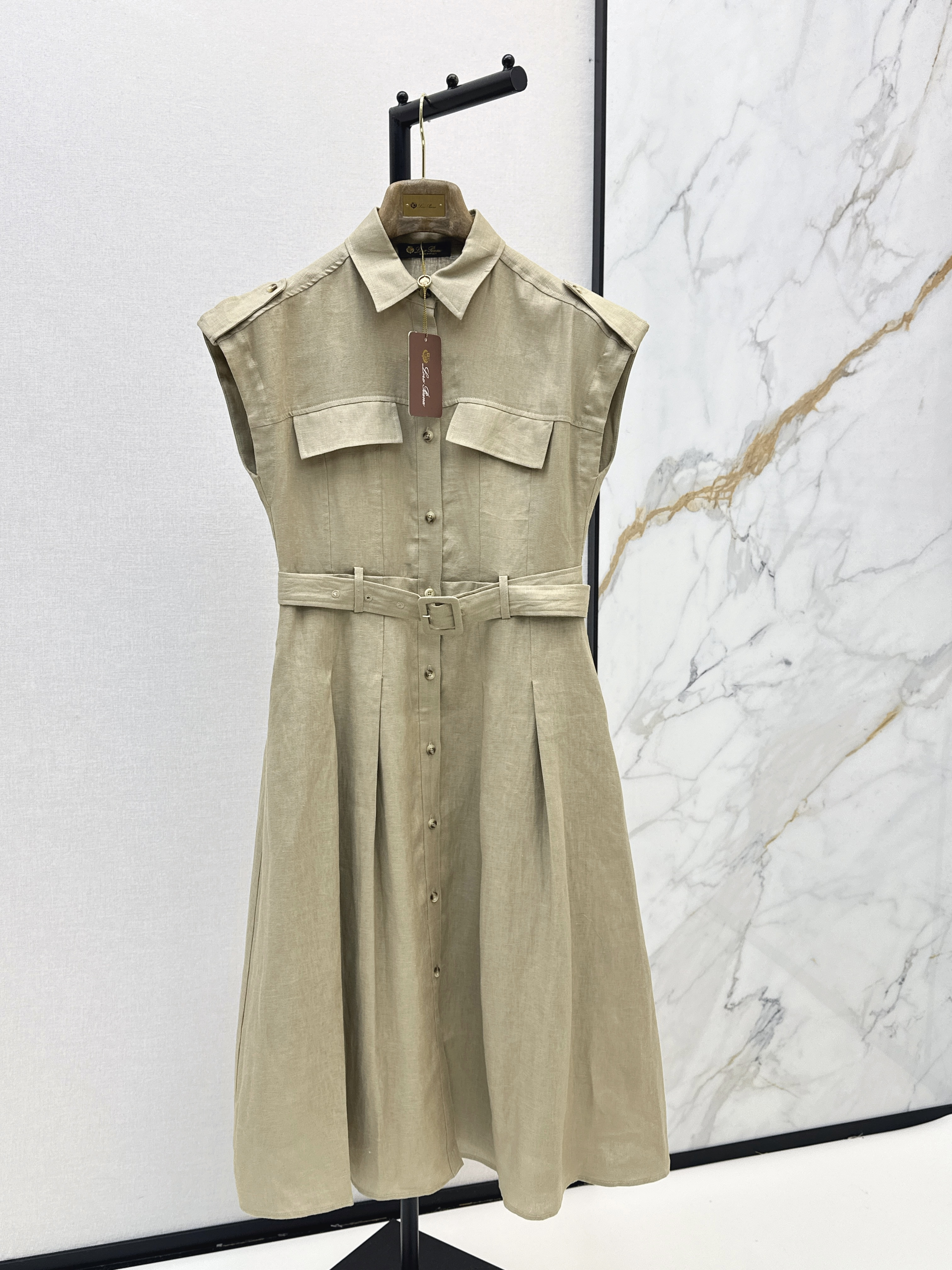 Loro New Linen dress