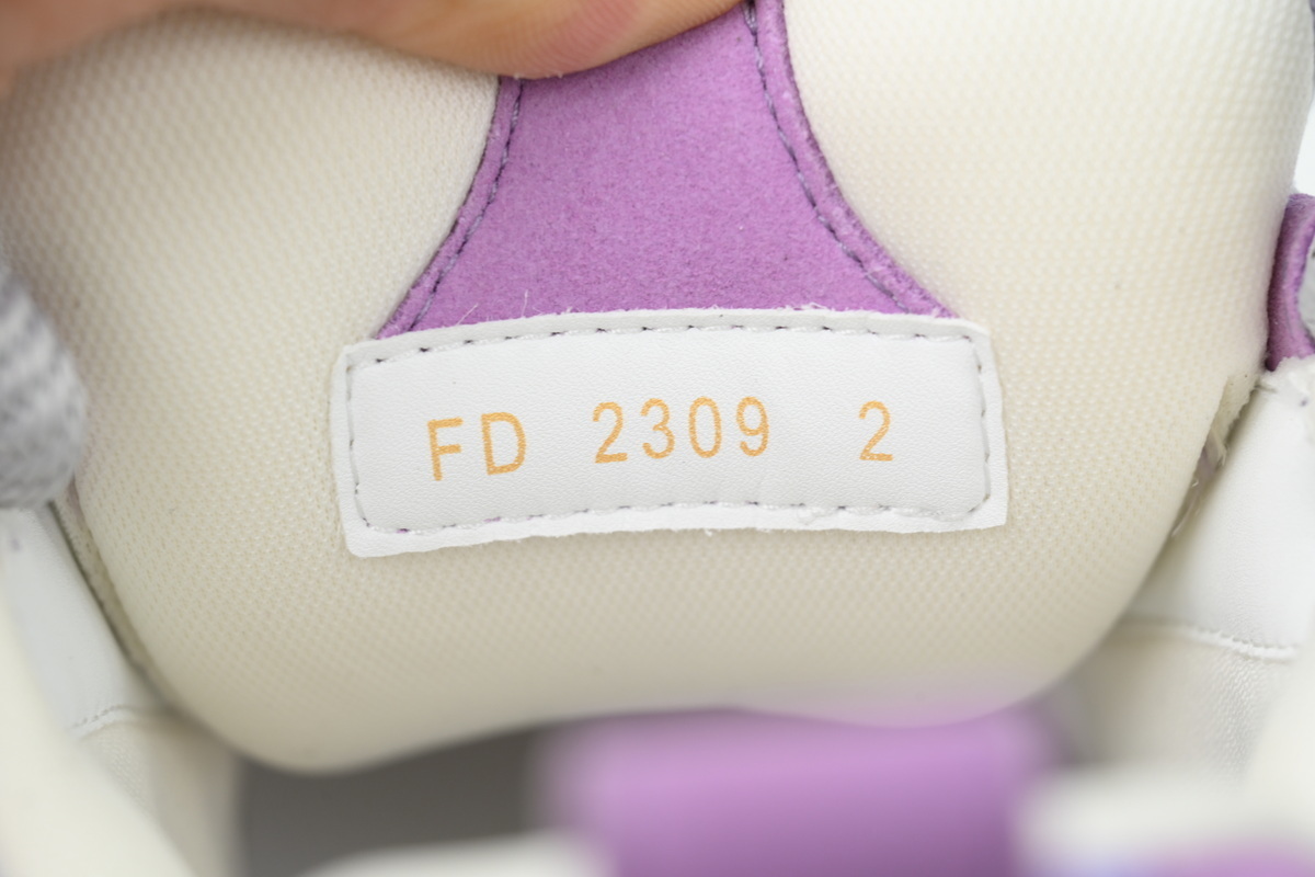 Pkkicks God Batch LOUIS VUITTON Purple And White