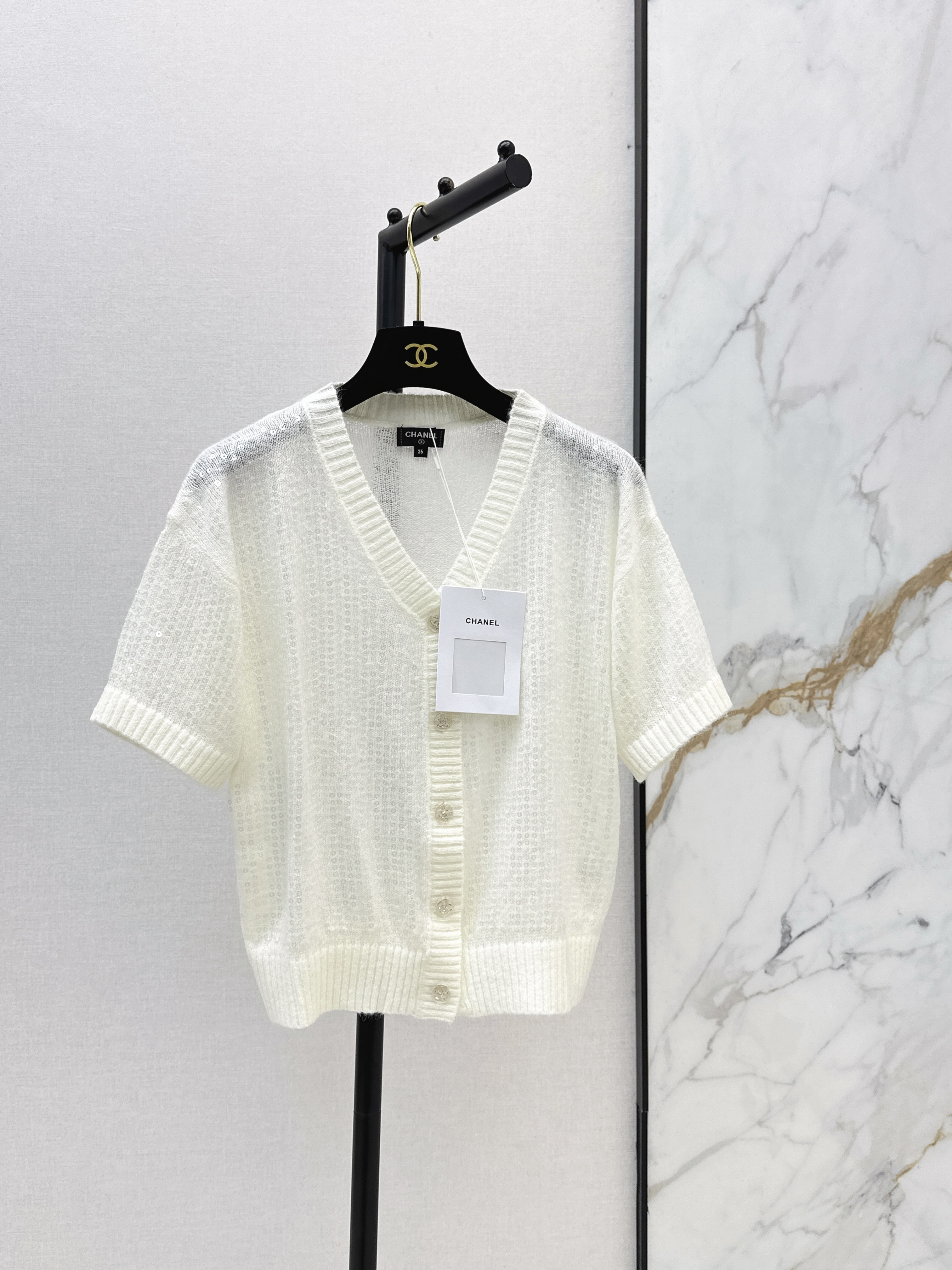 Chan New Sequin V-neck knitwear