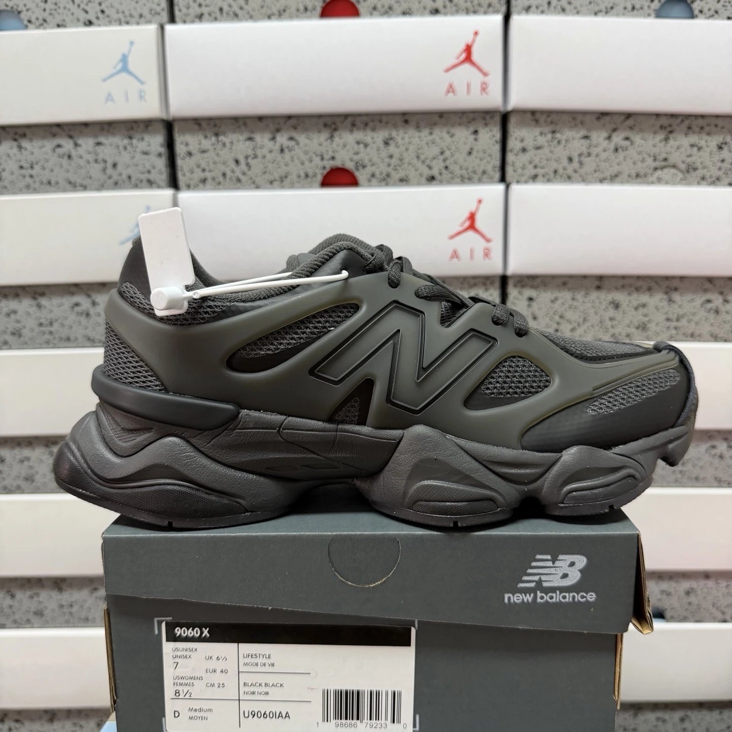 New Balance TOP BATCH 9060 Sneaker Collection