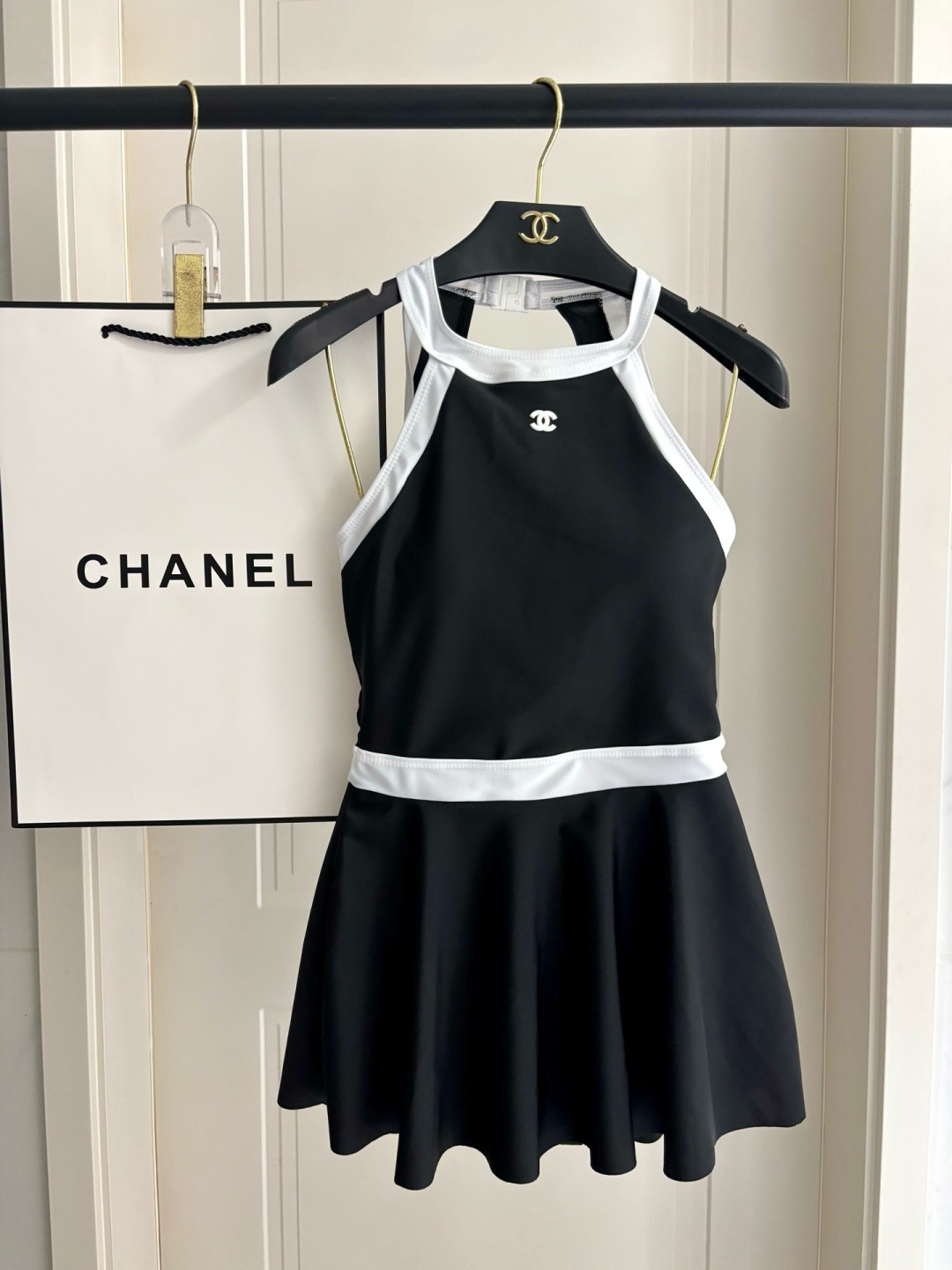 Chan New swinsuit