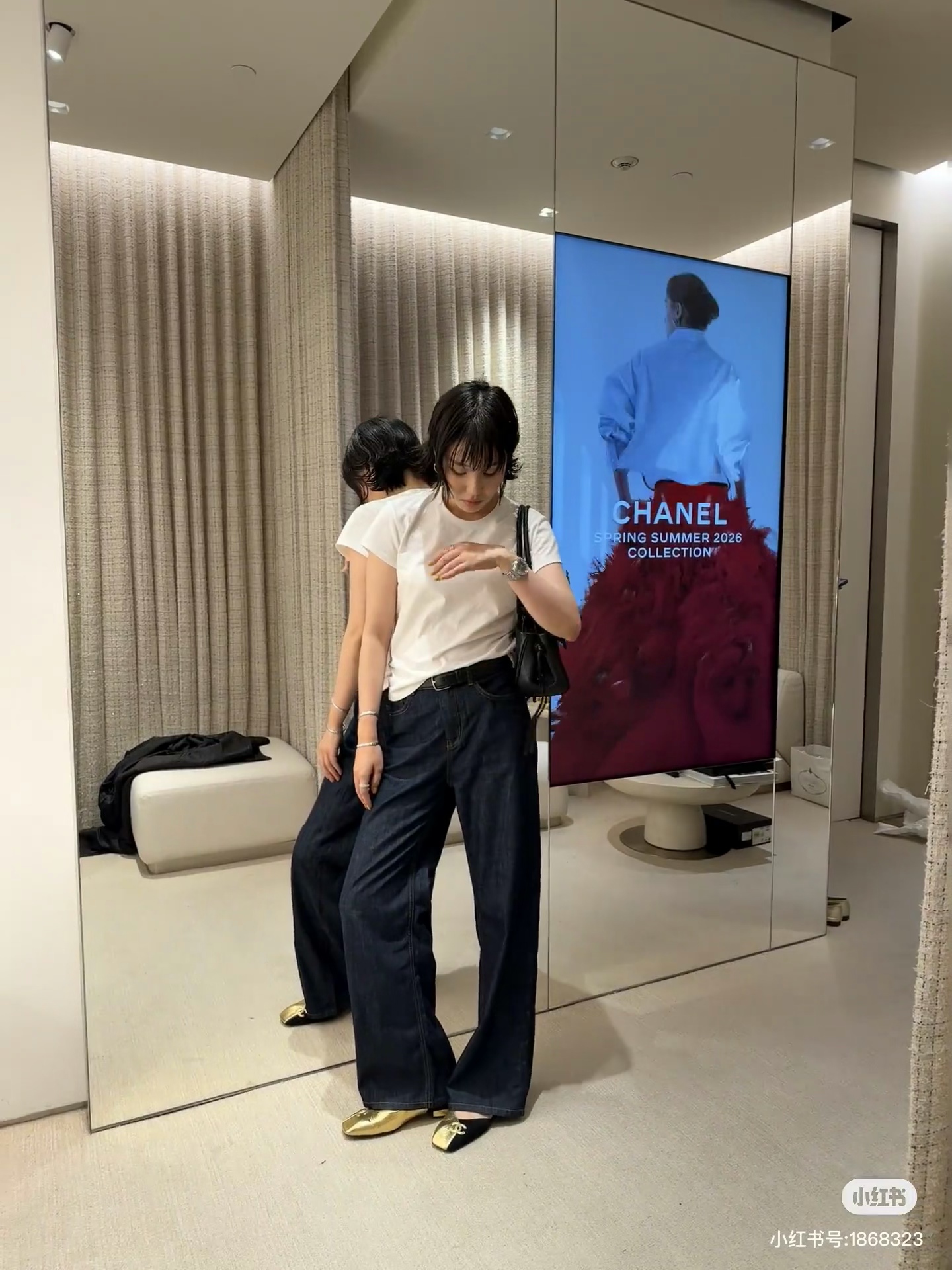 Chan New Square -toe flats