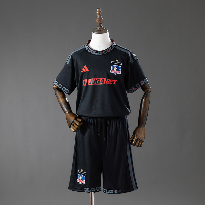 Colo Colo 26/27 Away Kids Kit