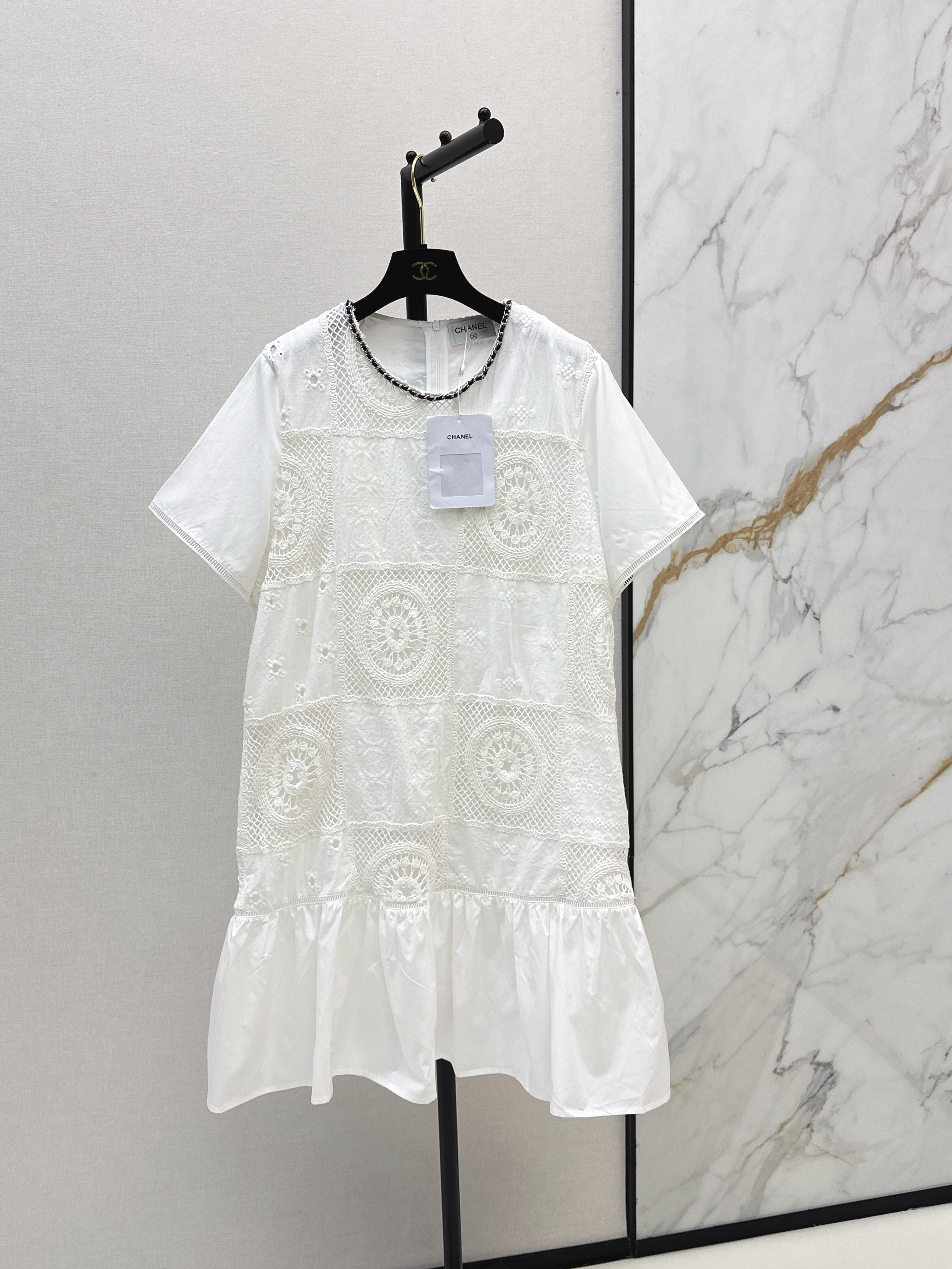 Chan New Hollow-out crochet dress