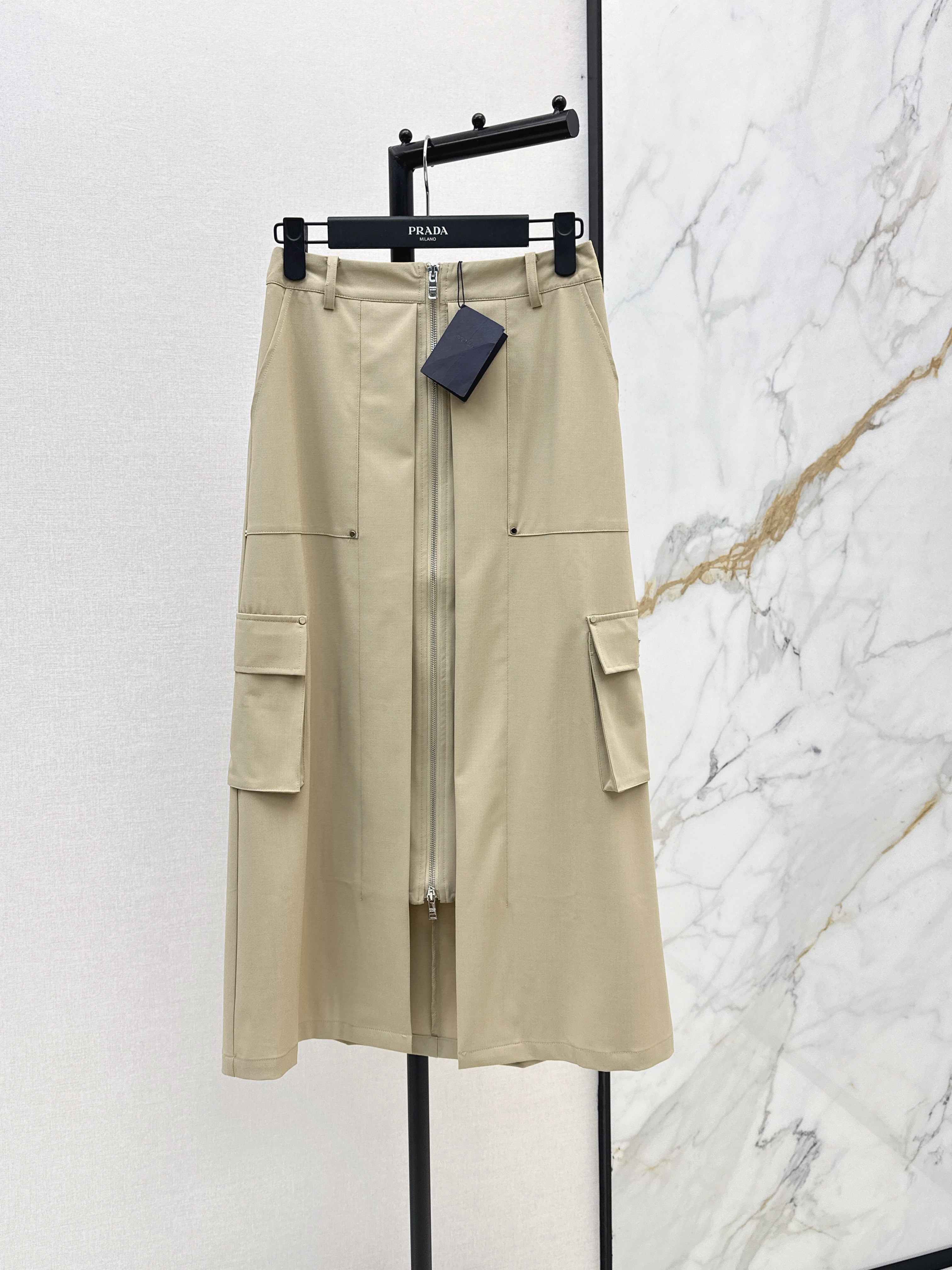 Pra New zipper skirt
