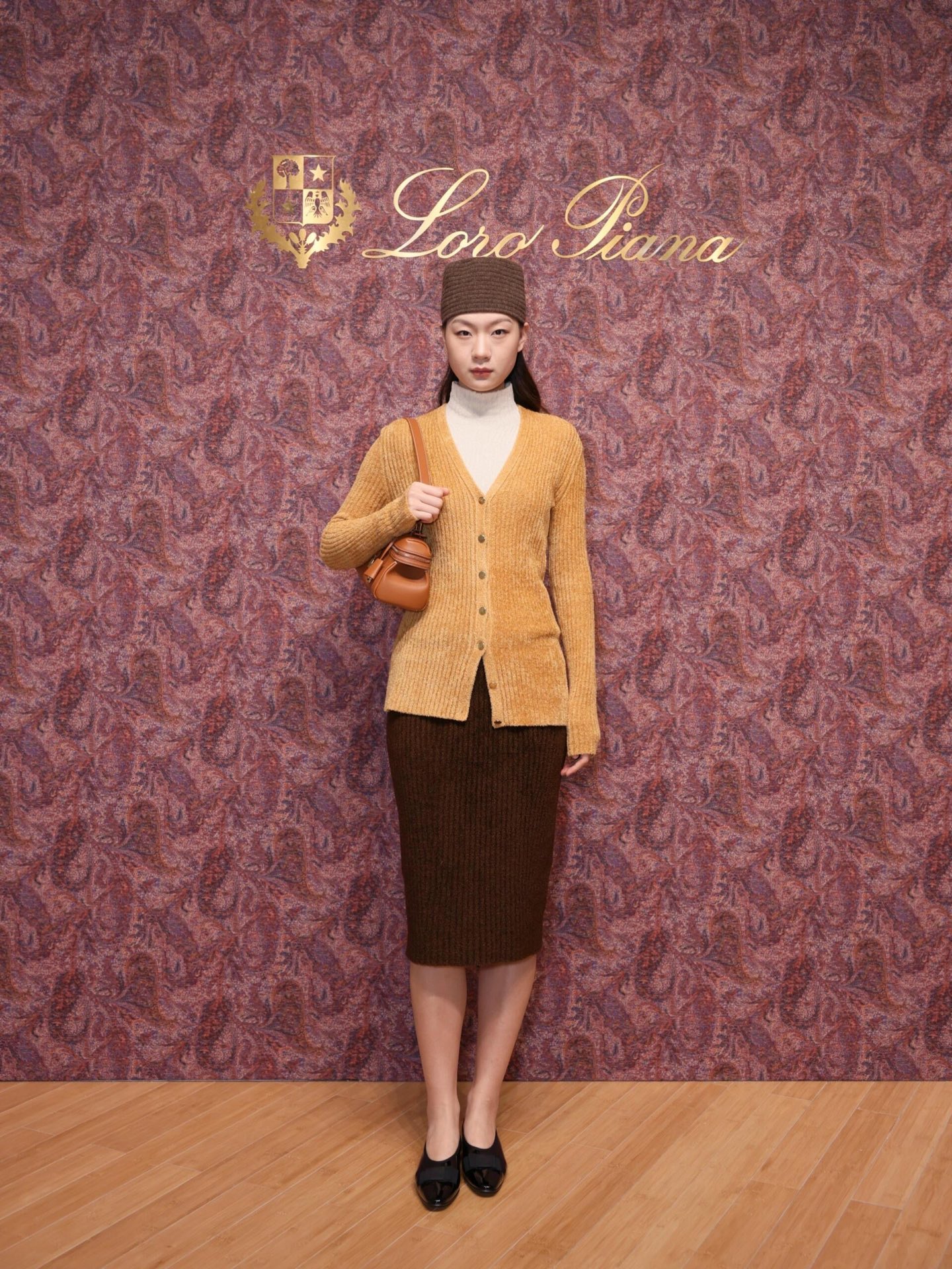 Loro New Slim-fit knitted cardigan