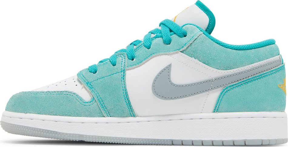 Air Jordan 1 Low SE GS 'New Emerald' DO8244-301