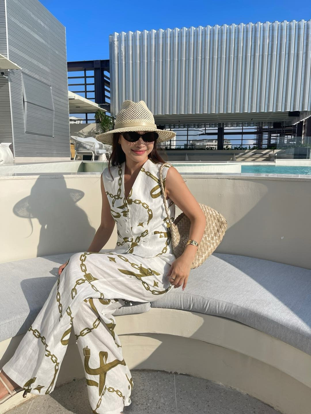 Herm New printed suit