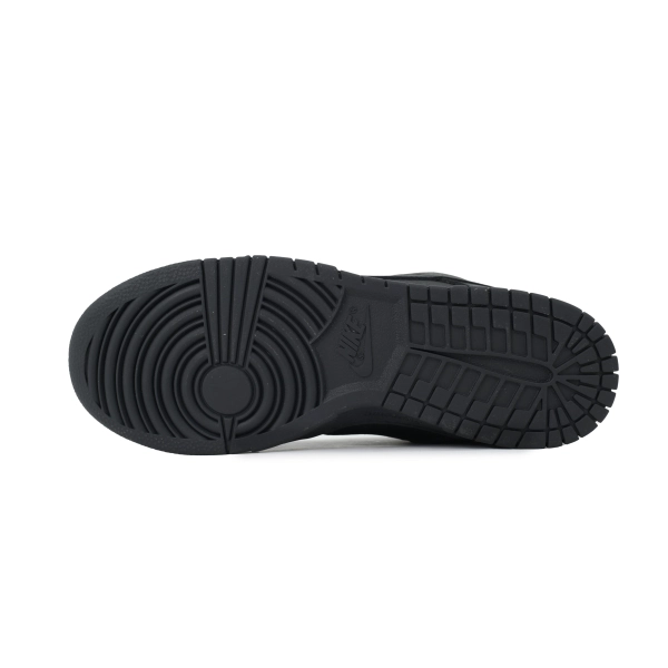 The Powerpuff Girls x Nike SB Dunk Low Black HQ8487-001