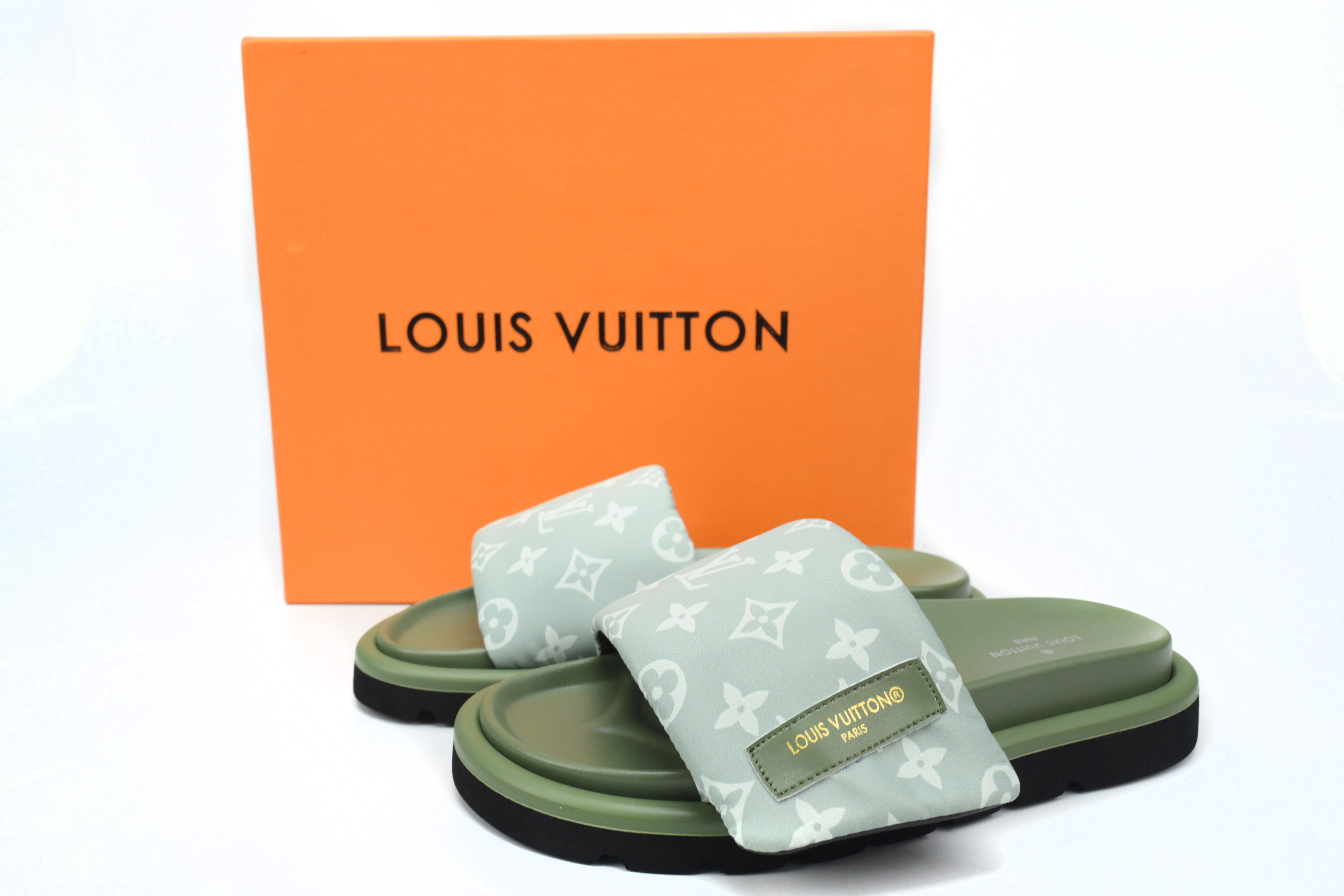 Pkkicks God Batch LOUIS VUITTON Pool Pillow Comfort Light green denim green label