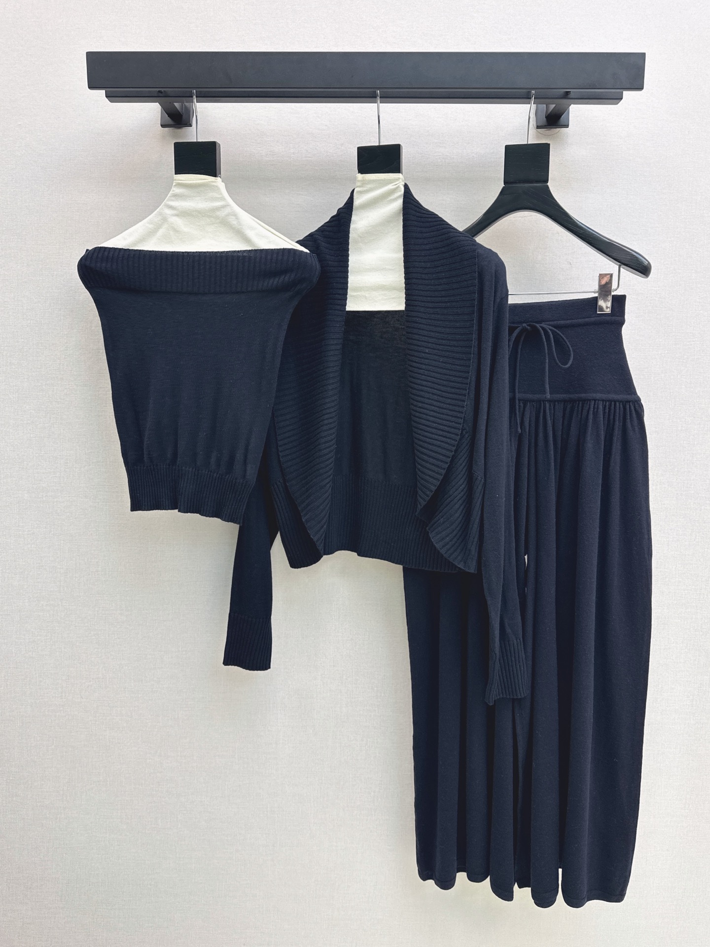 Row New suit